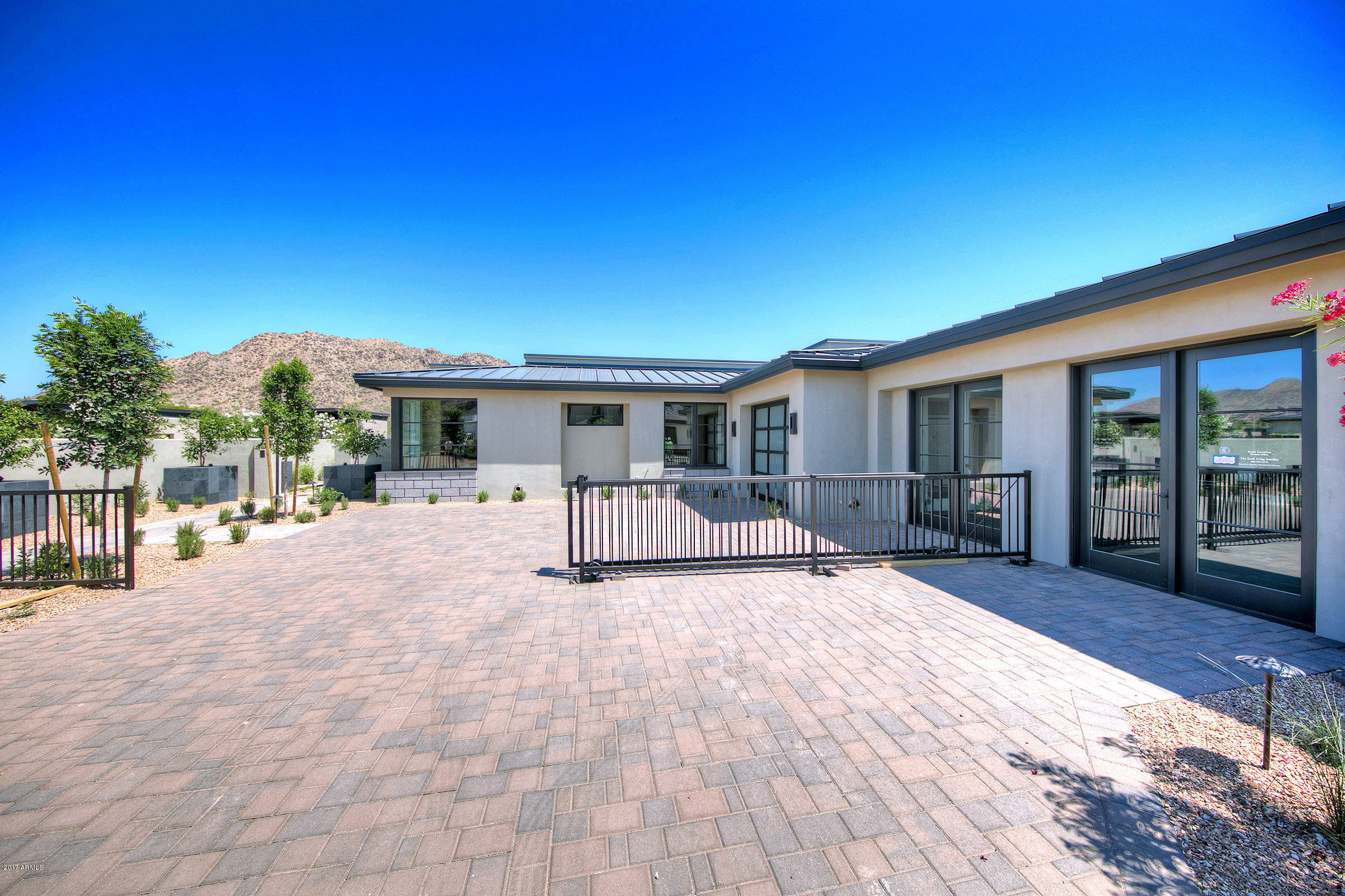 THE VILLAGE AT MOUNTAIN SHADOWS - Residential