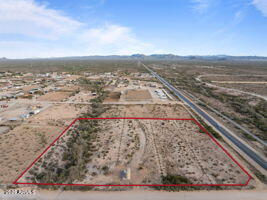 Private well, 4.383 acres - Land