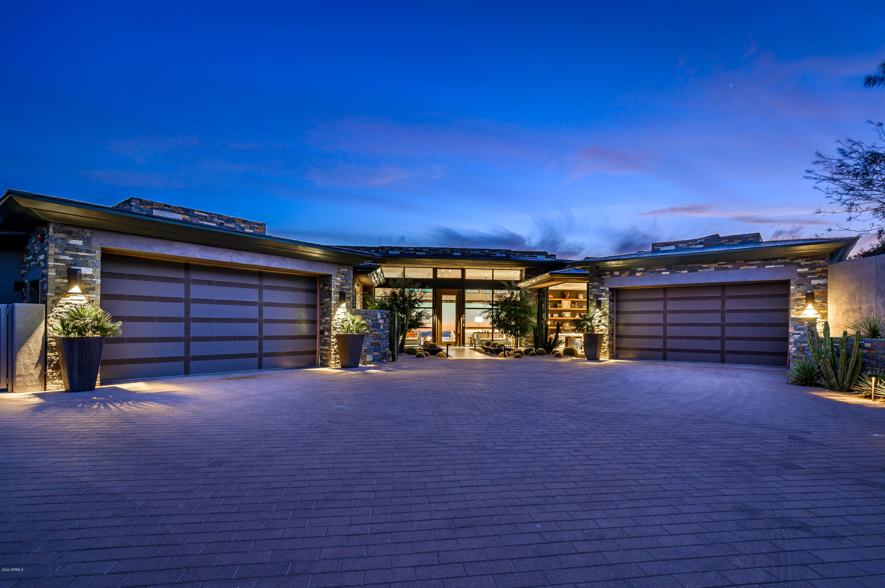 DESERT MOUNTAIN - Residential