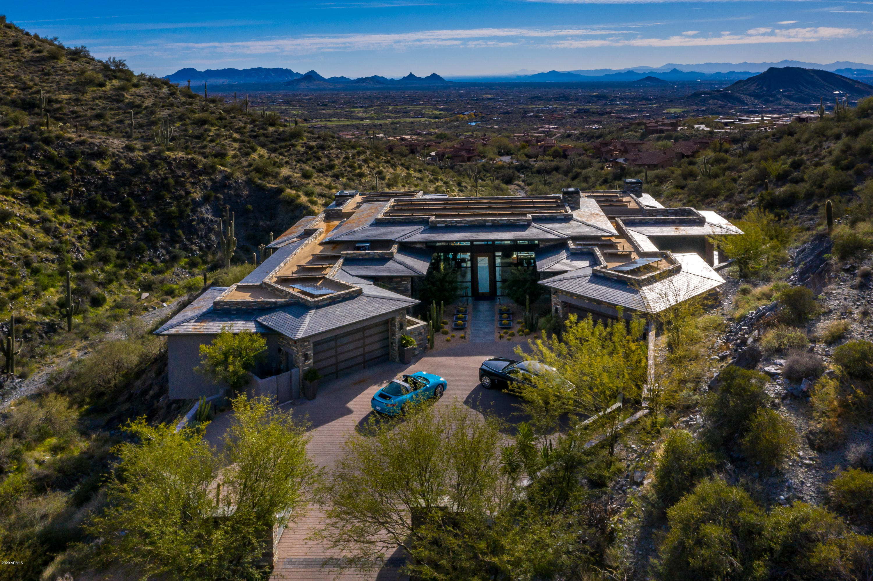 DESERT MOUNTAIN - Residential