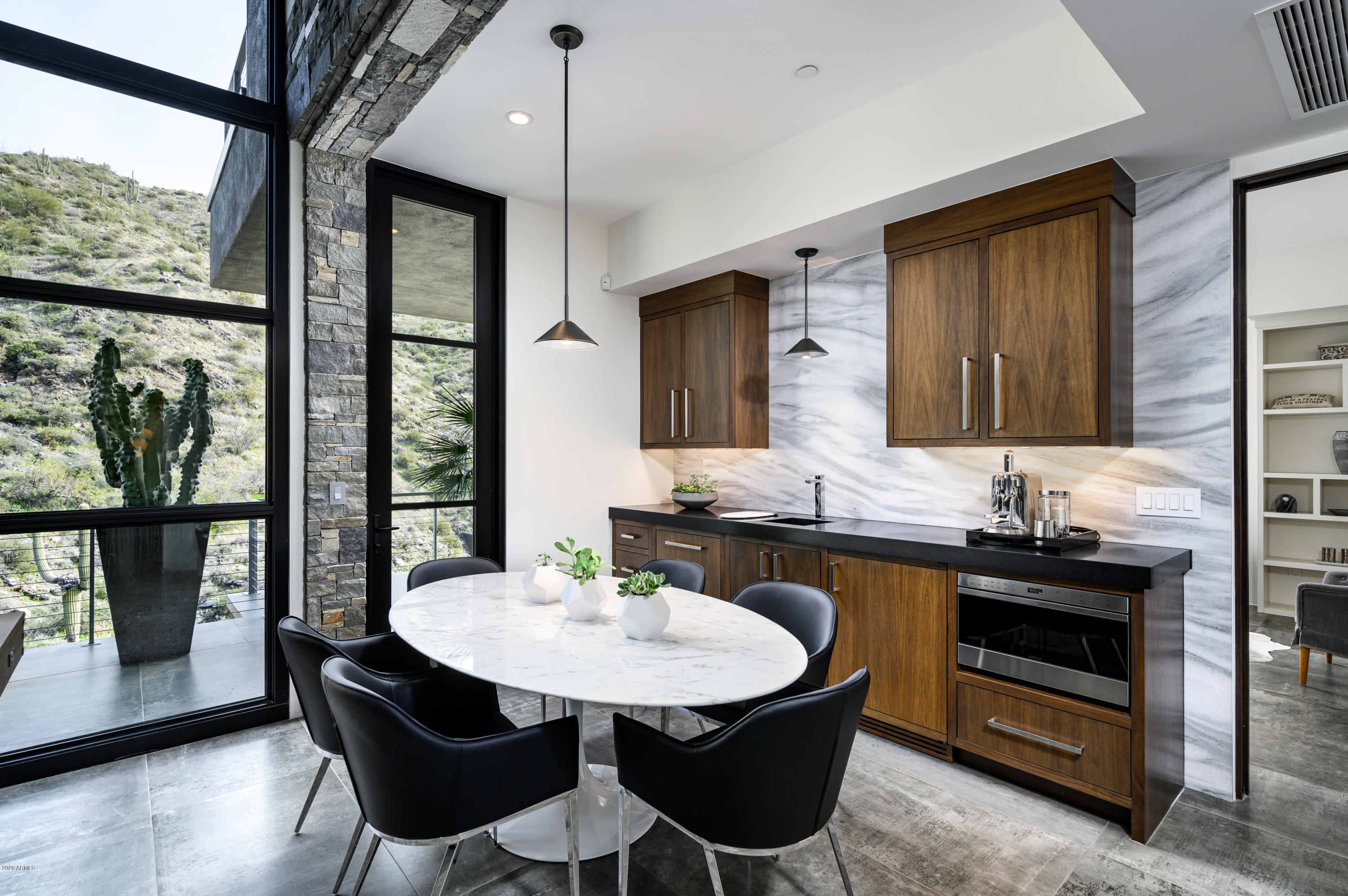DESERT MOUNTAIN - Residential