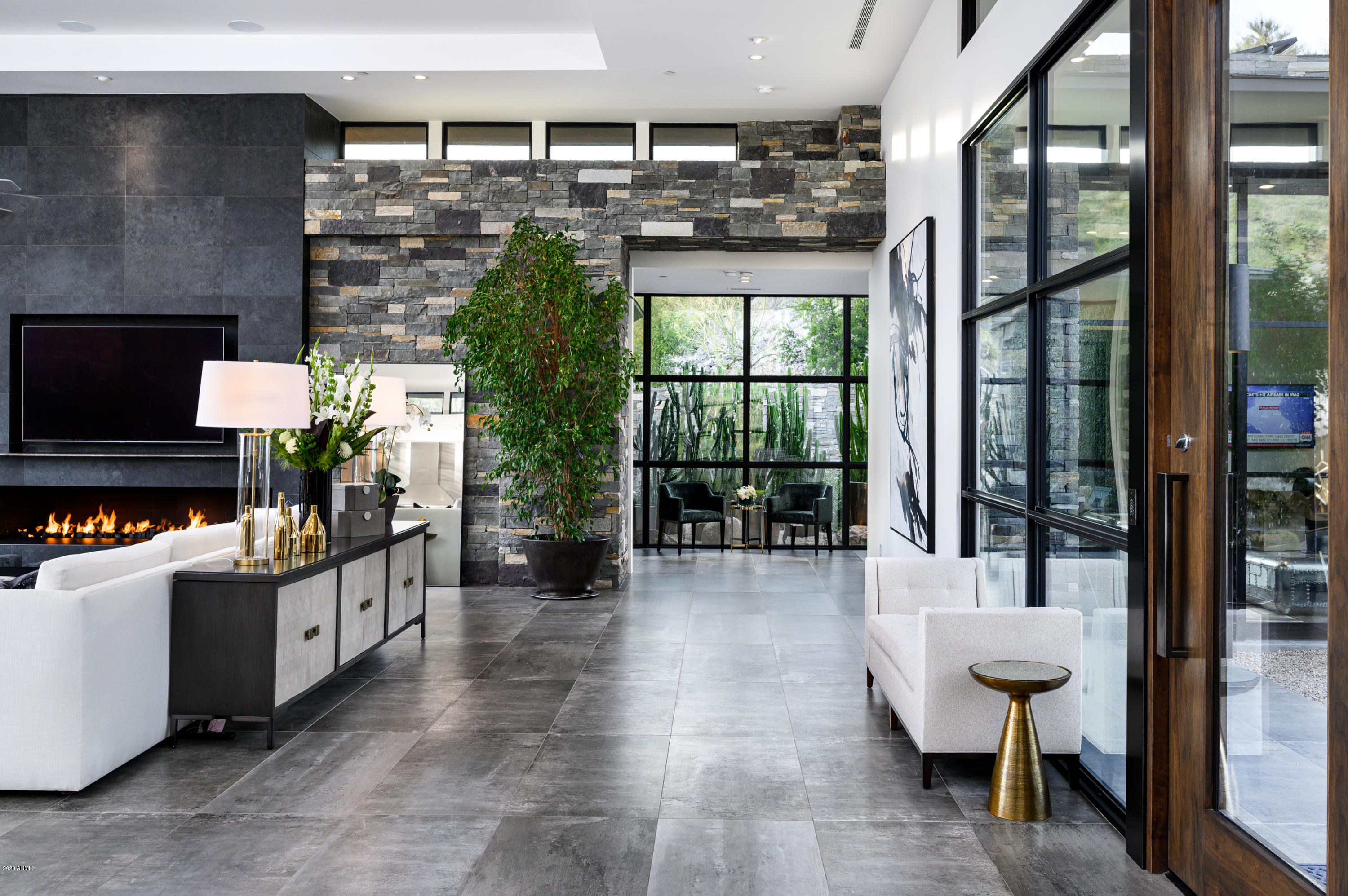DESERT MOUNTAIN - Residential