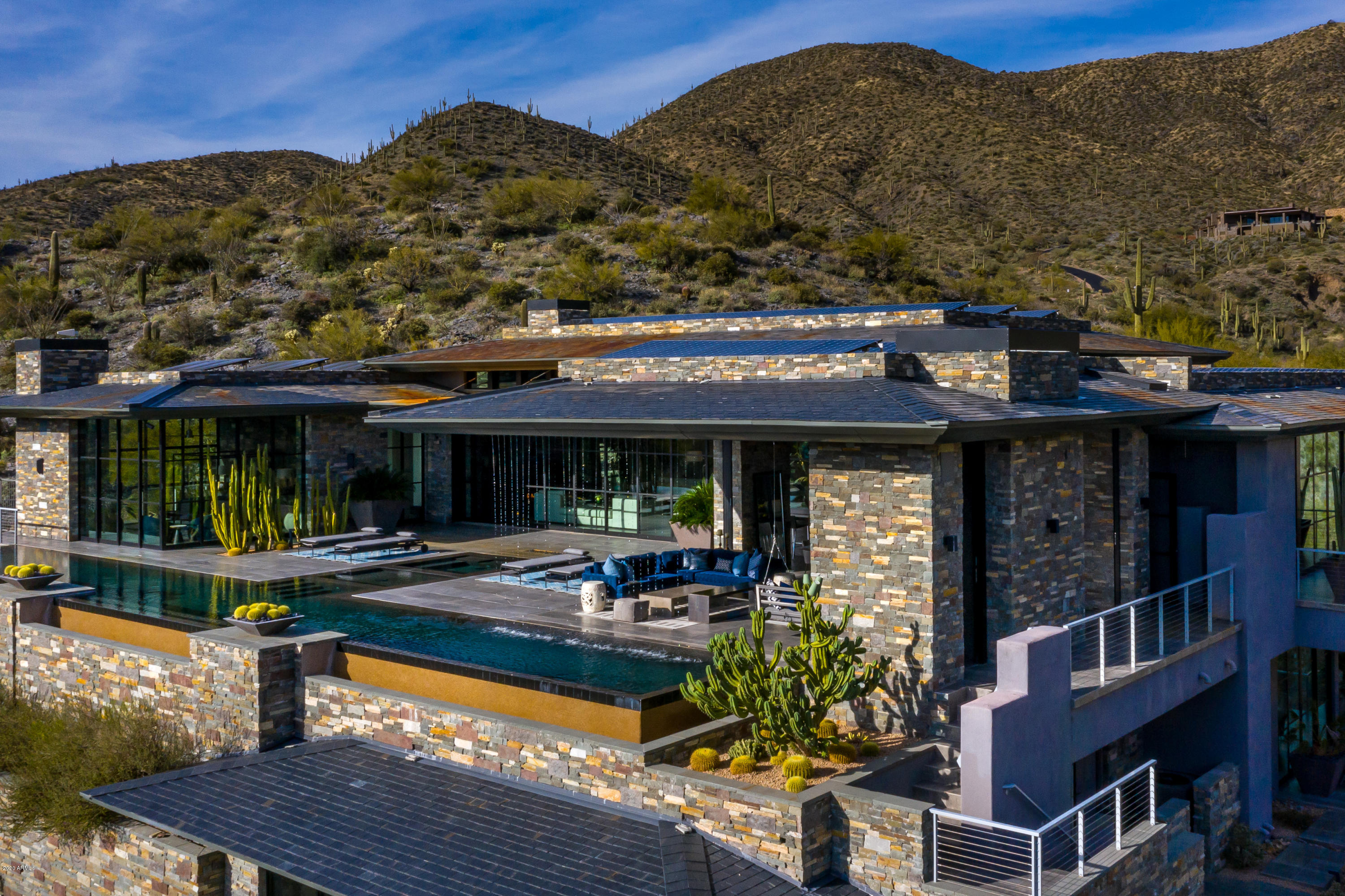 DESERT MOUNTAIN - Residential