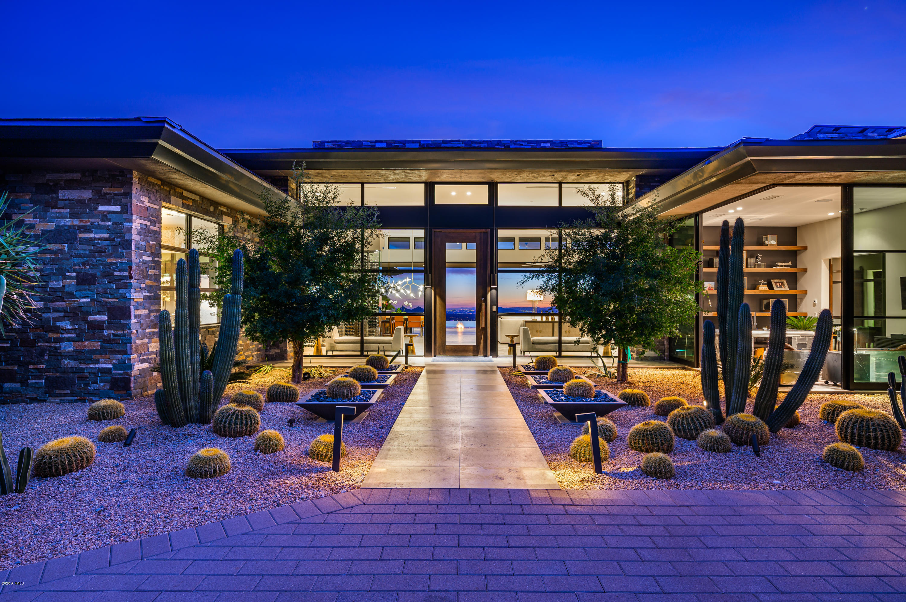 DESERT MOUNTAIN - Residential