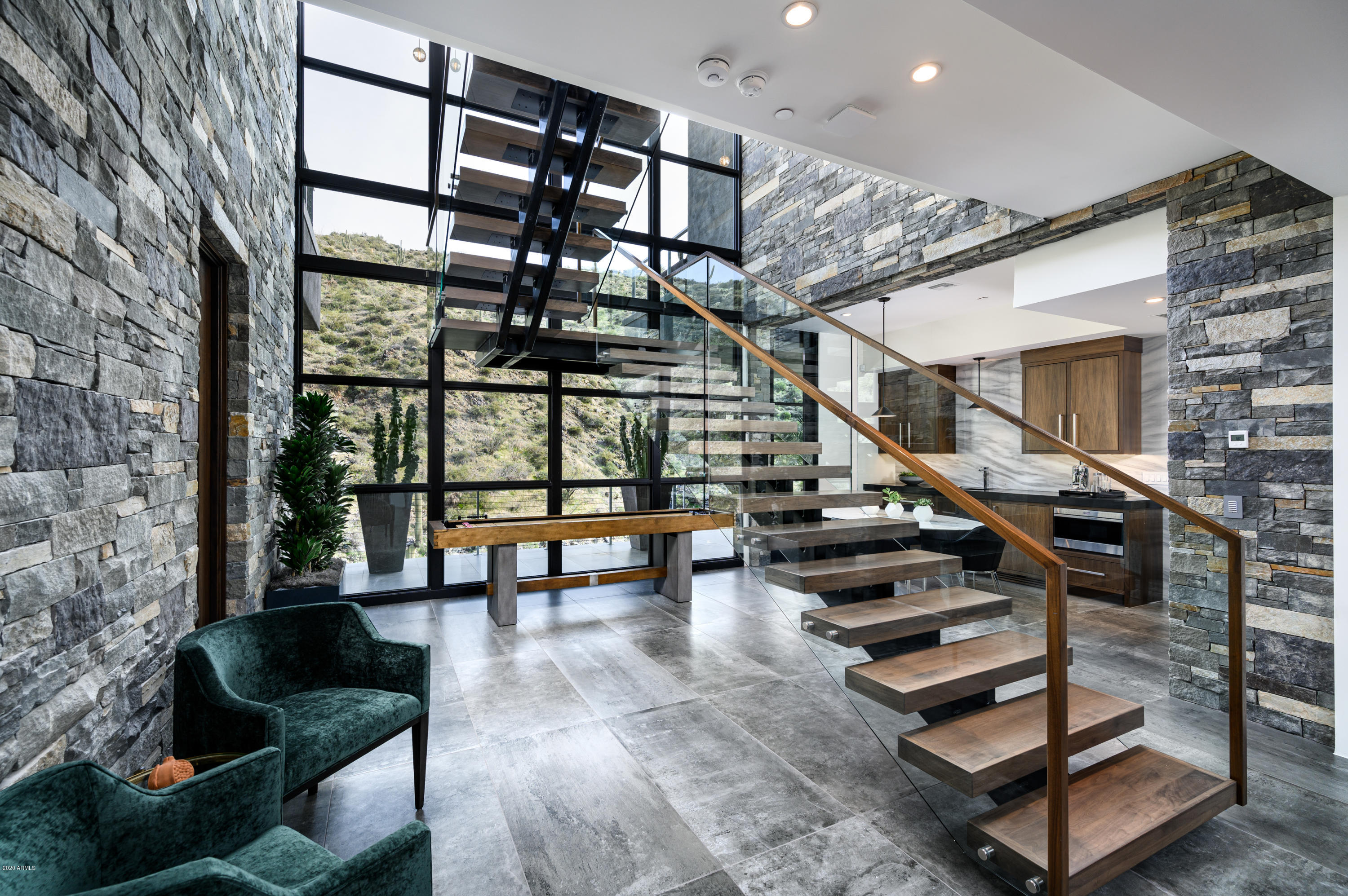 DESERT MOUNTAIN - Residential