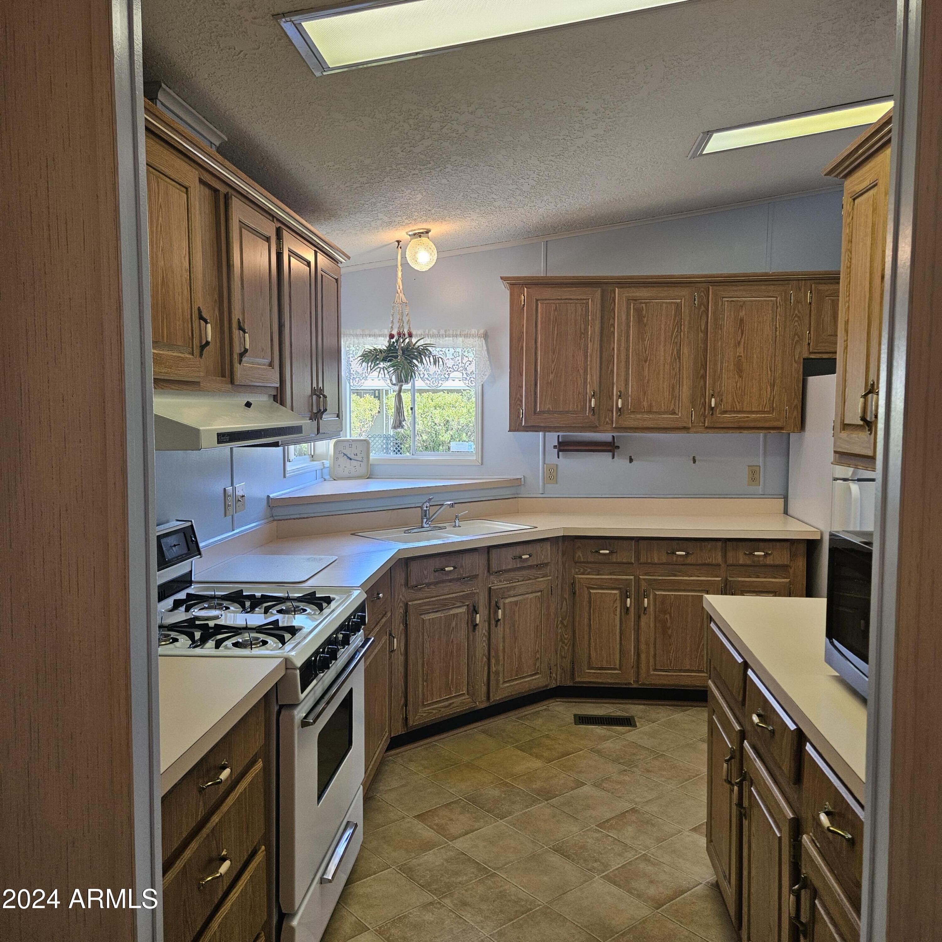 Sierra Vista Village - Residential