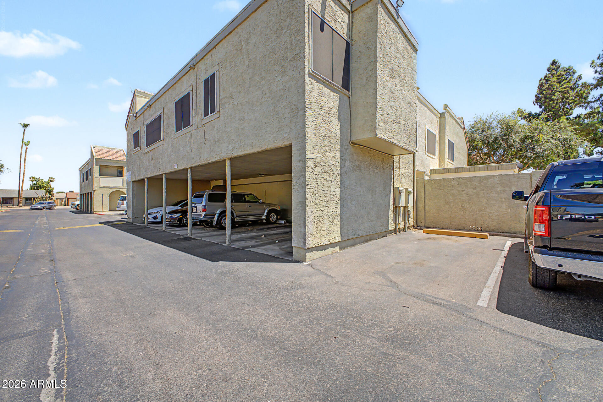 HALLCRAFT VILLAS WEST 8 - Residential