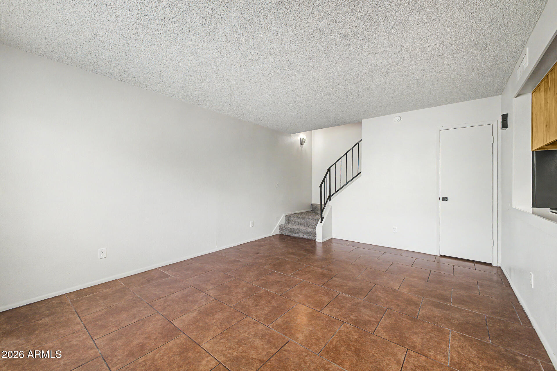HALLCRAFT VILLAS WEST 8 - Residential