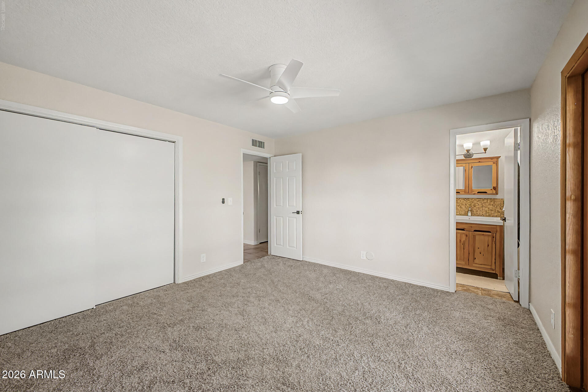 TIERRA ESTE PARK UNIT 2 - Residential