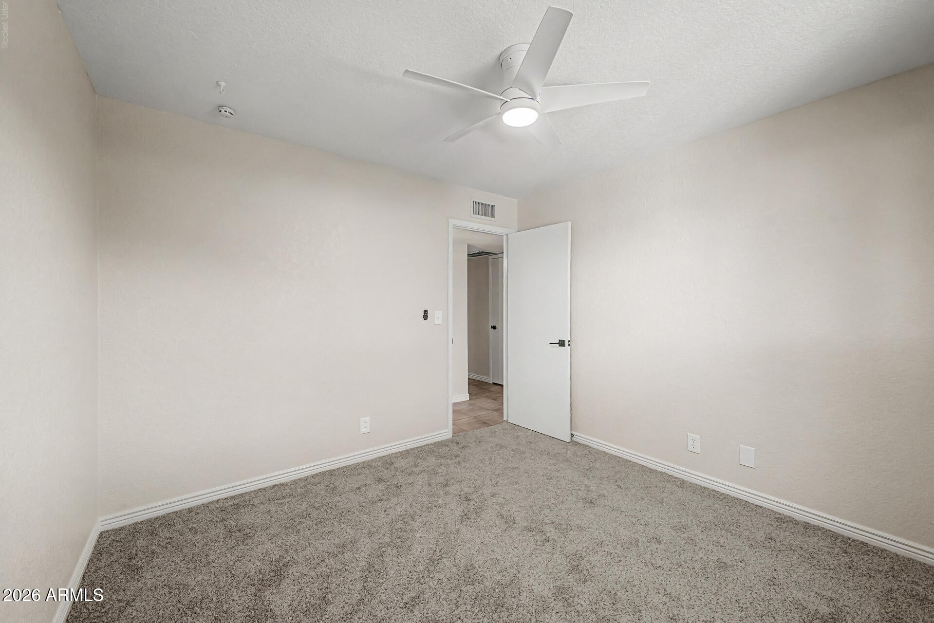 TIERRA ESTE PARK UNIT 2 - Residential