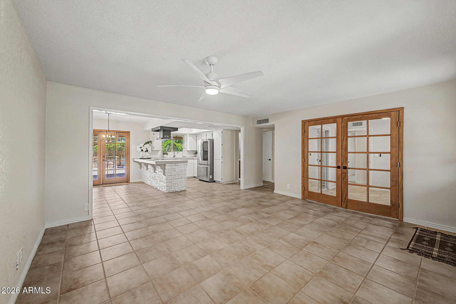 TIERRA ESTE PARK UNIT 2 - Residential