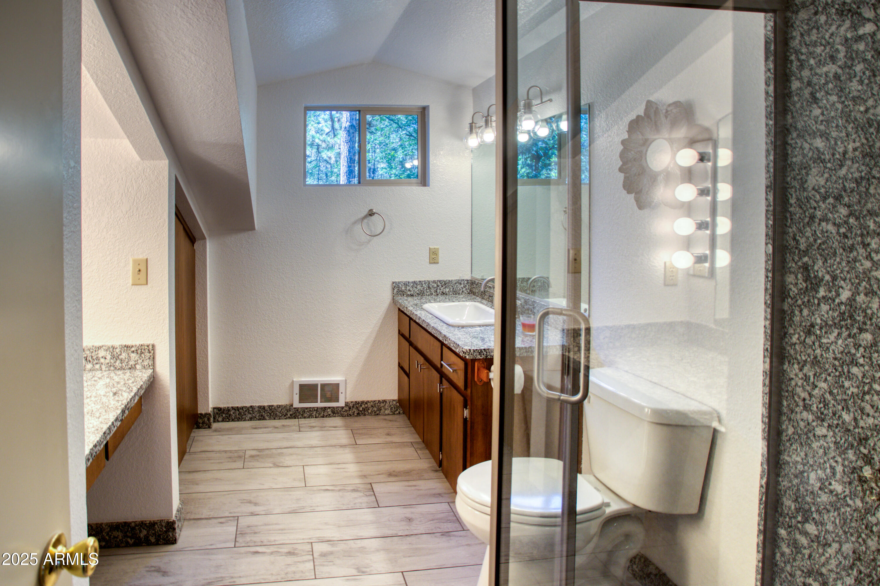 White Mountain Summer Homes - Residential