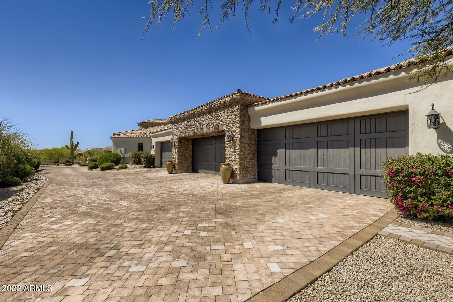 Lone Mountain Estates - Residential