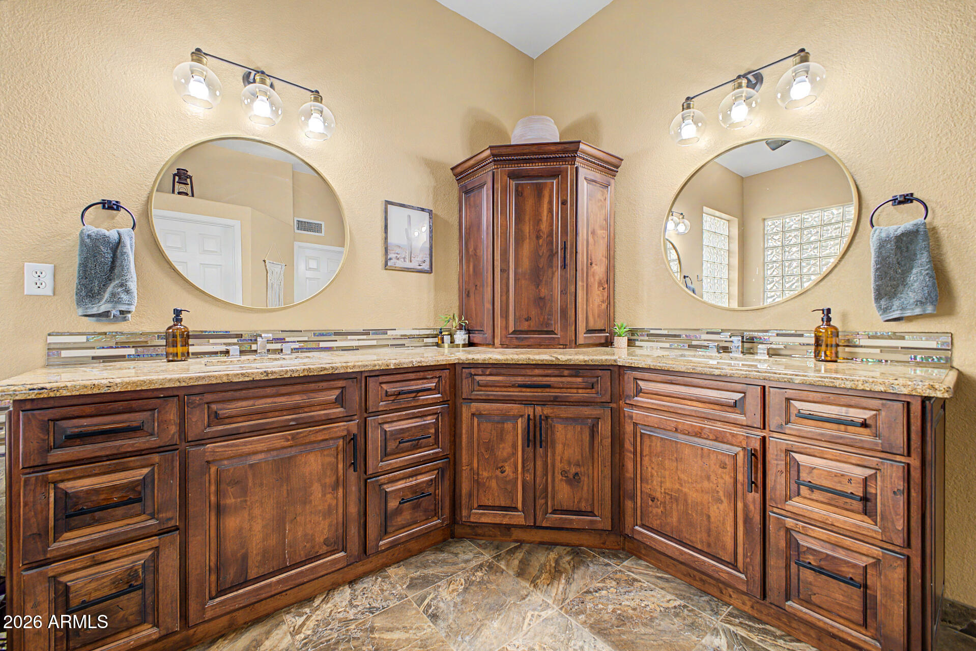 LITCHFIELD VISTA VIEWS - Residential