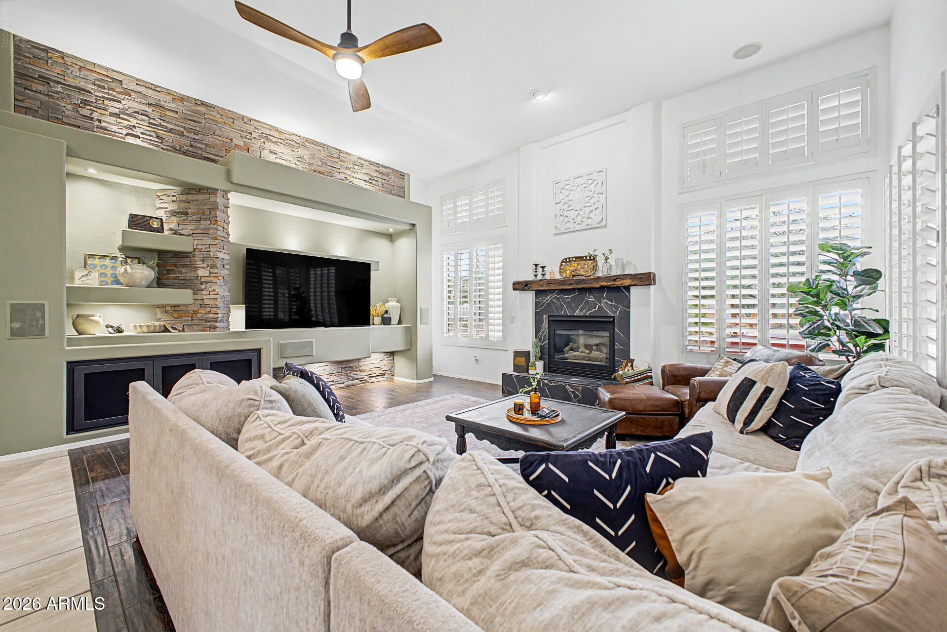 LITCHFIELD VISTA VIEWS - Residential