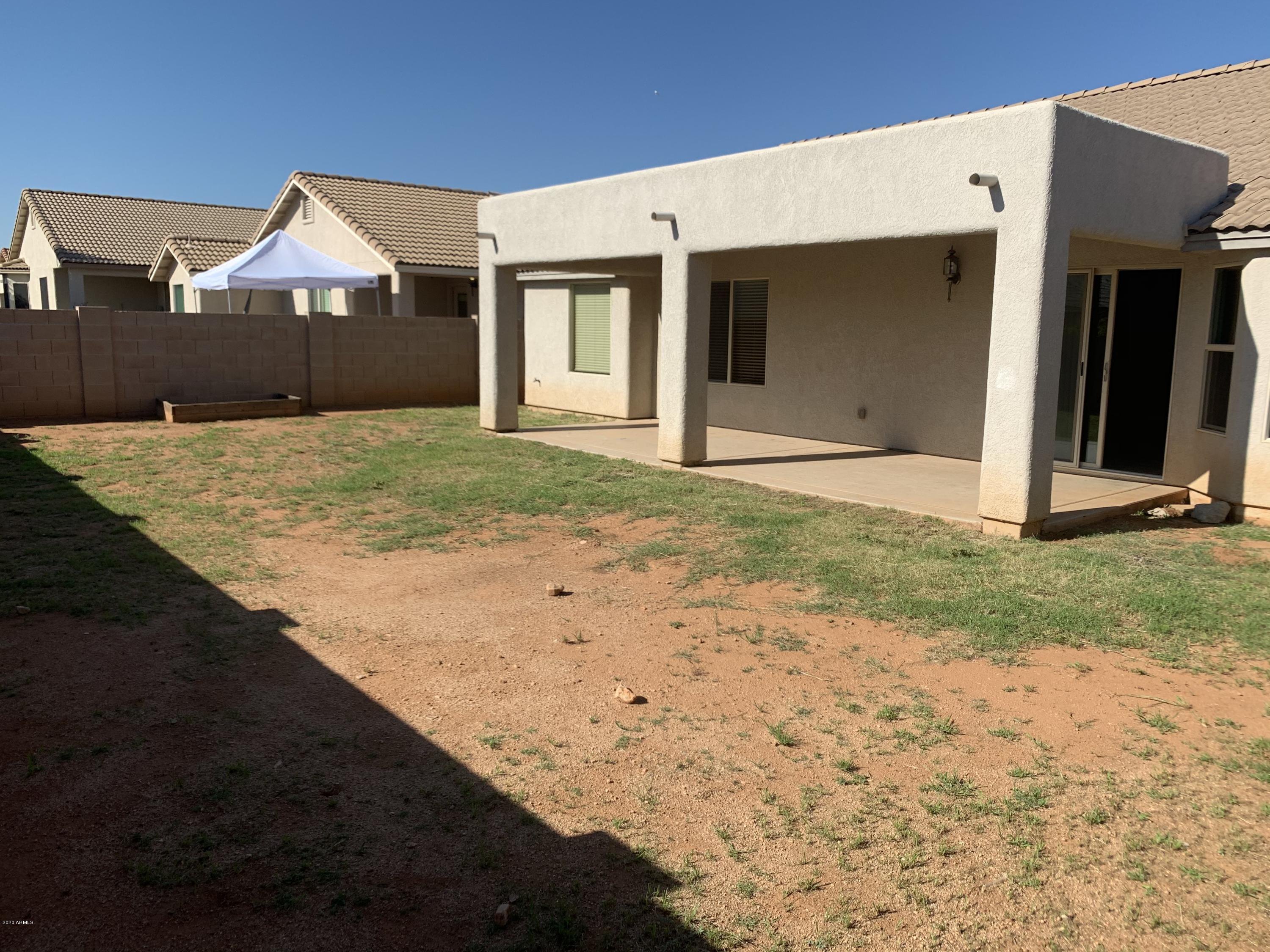 CAMPSTONE - Residential Lease