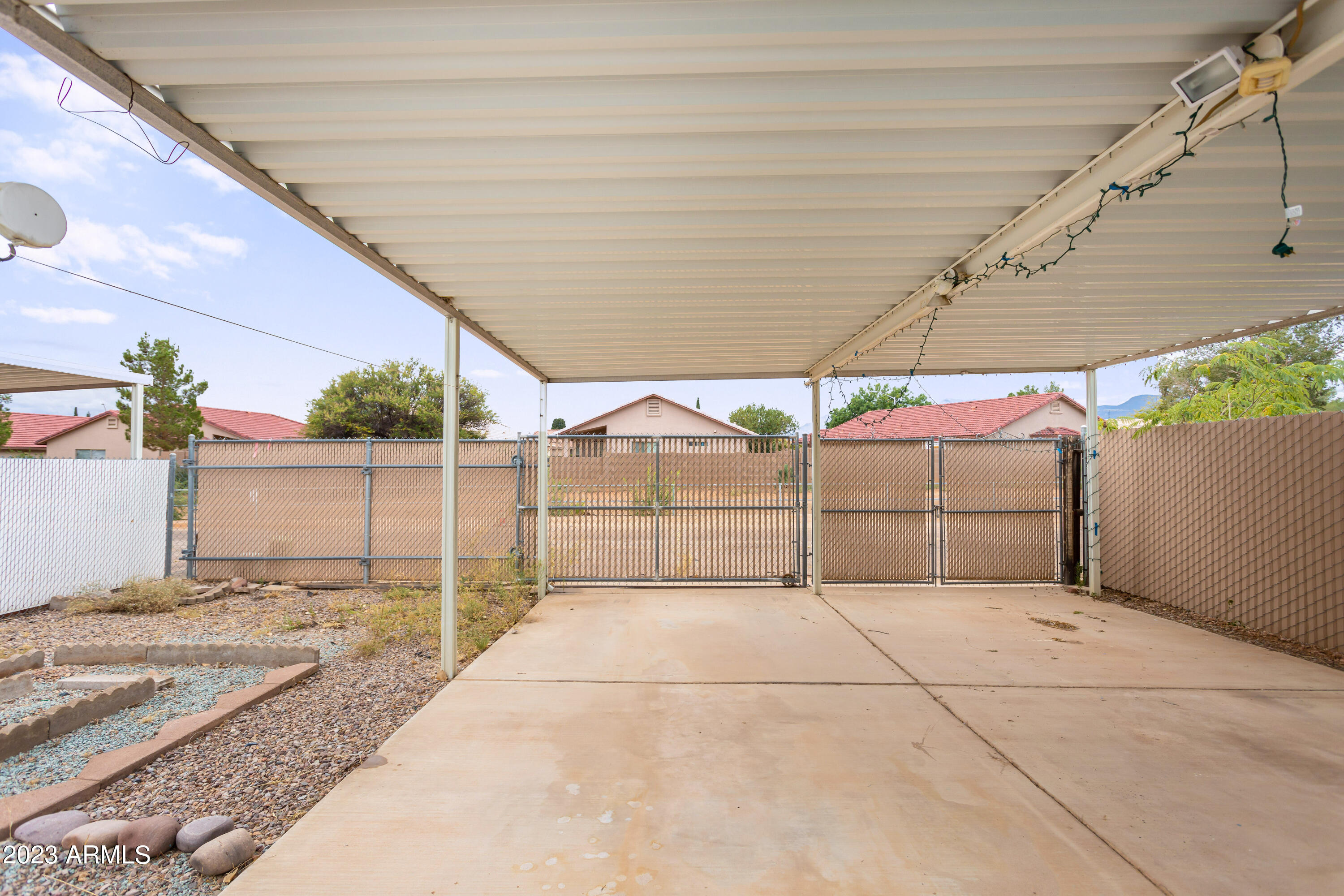 DESERT SHADOWS - Residential
