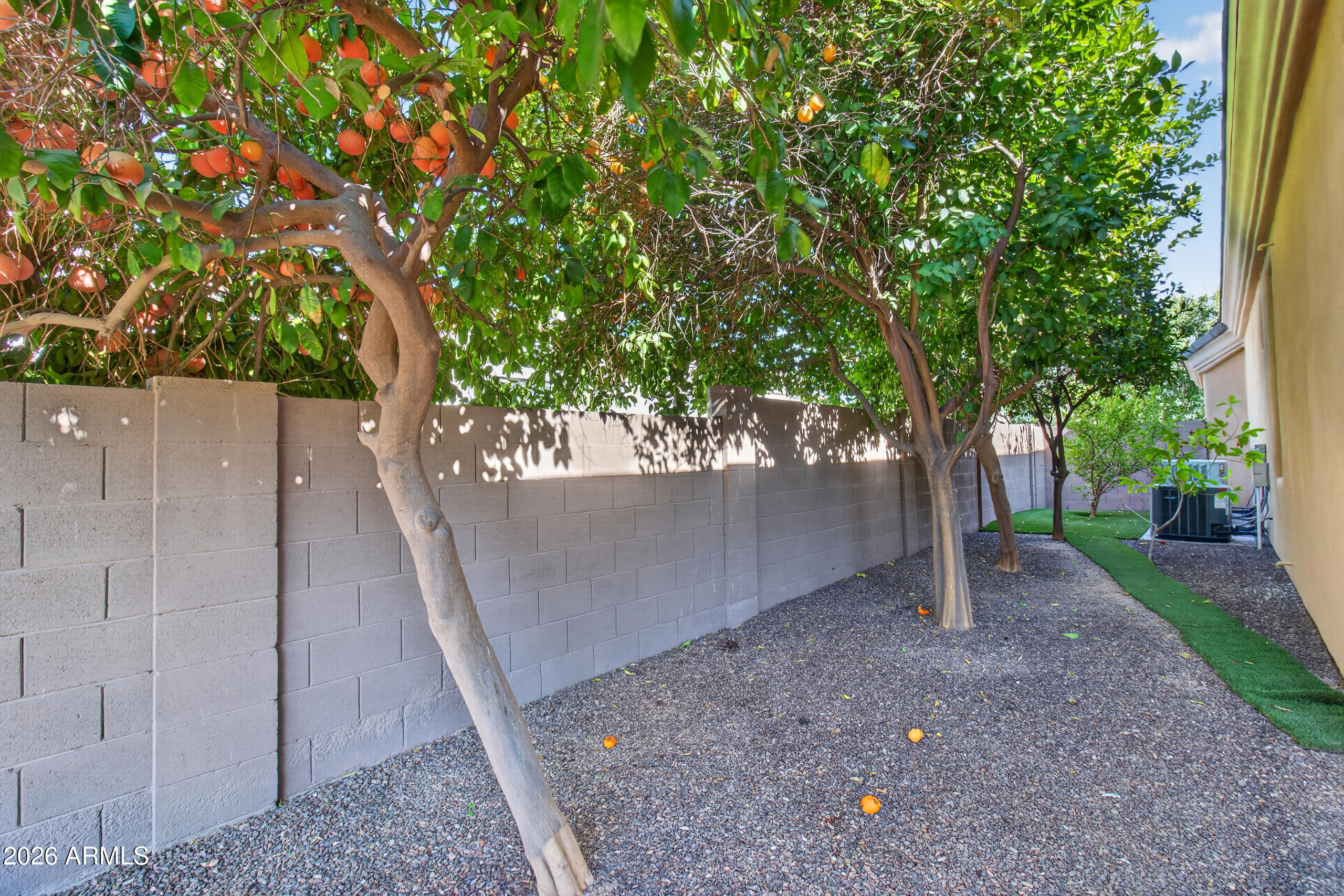 WHITEWING AT HIGLEY - Residential
