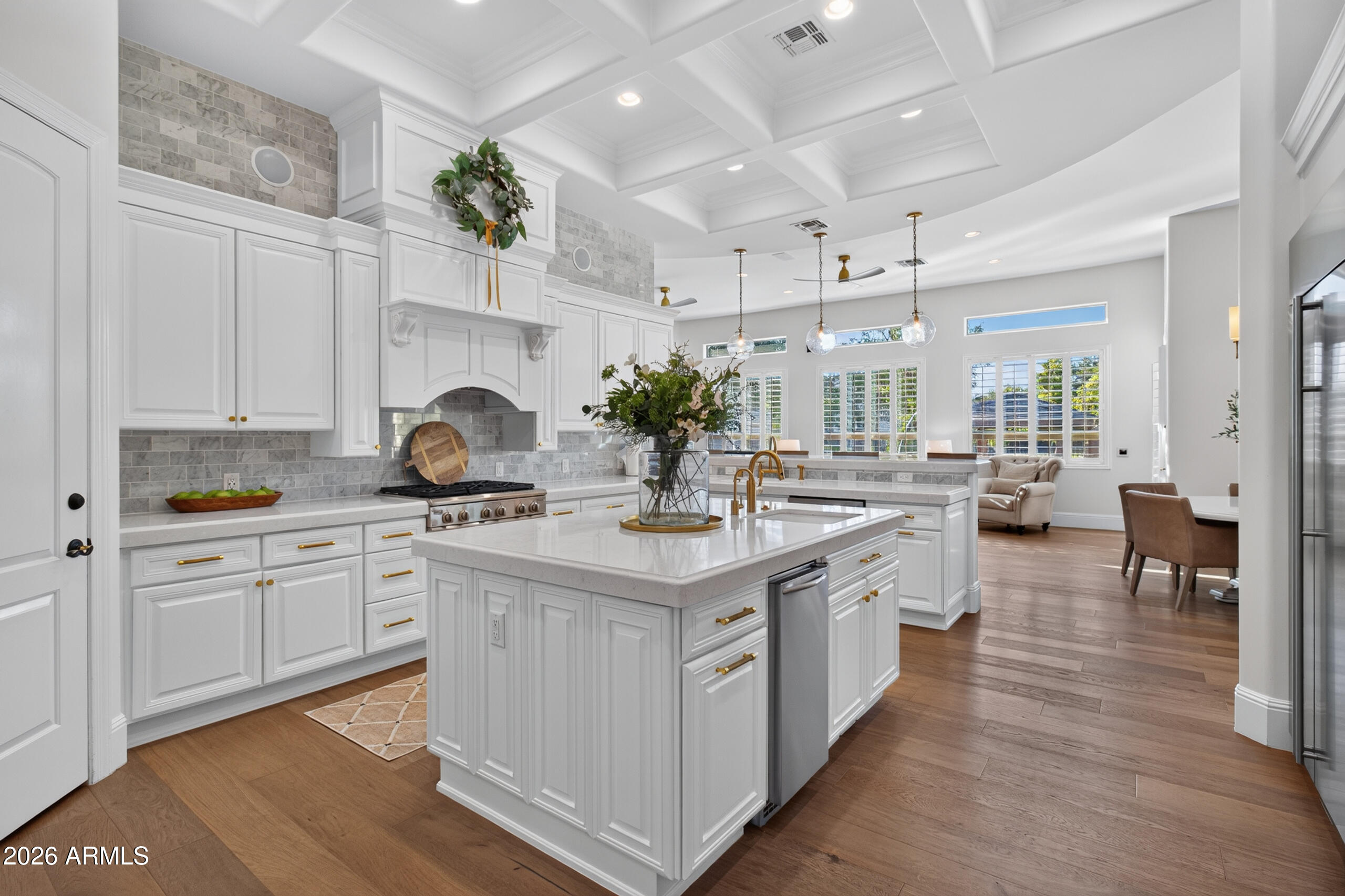 WHITEWING AT HIGLEY - Residential