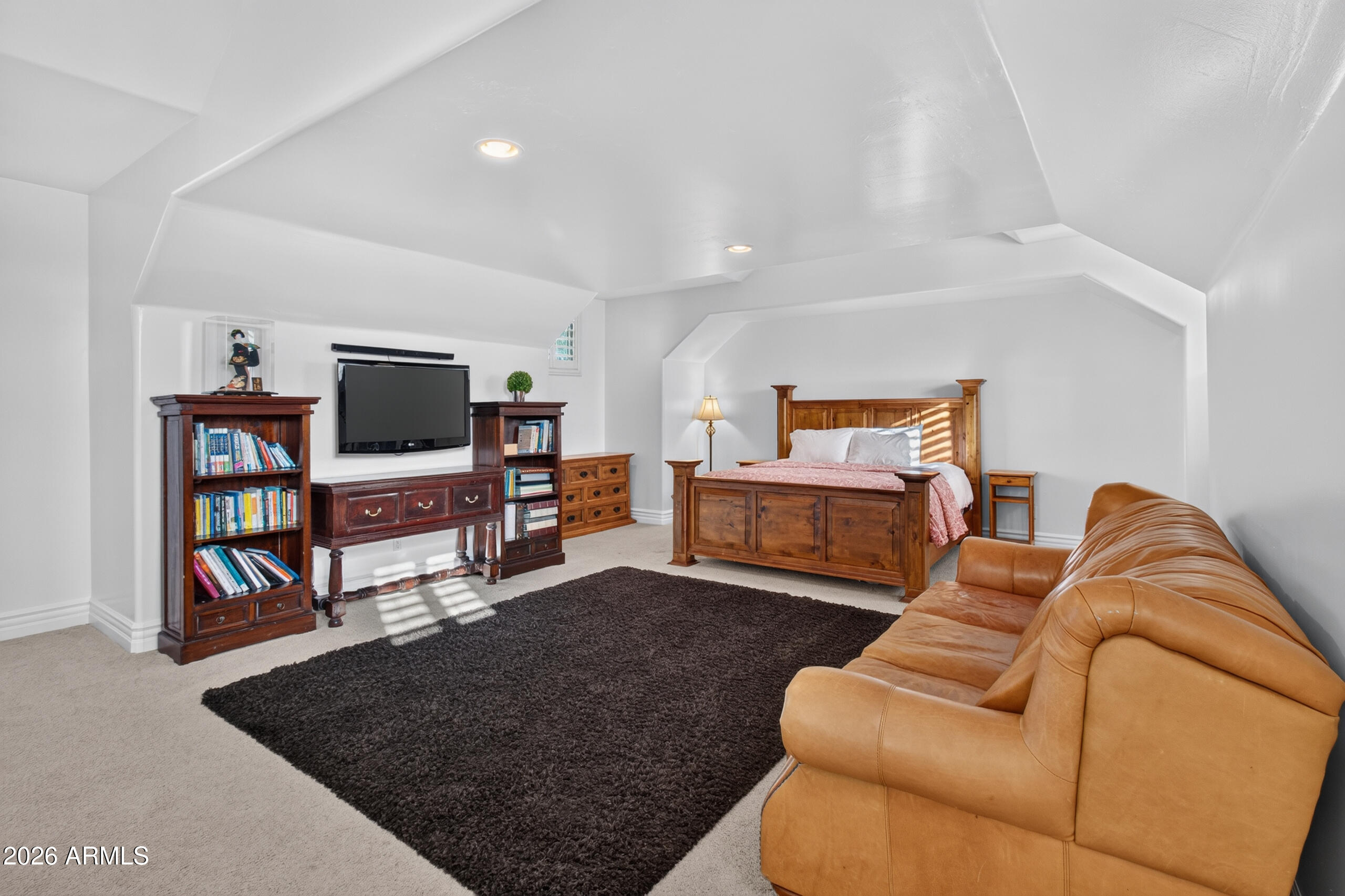 WHITEWING AT HIGLEY - Residential