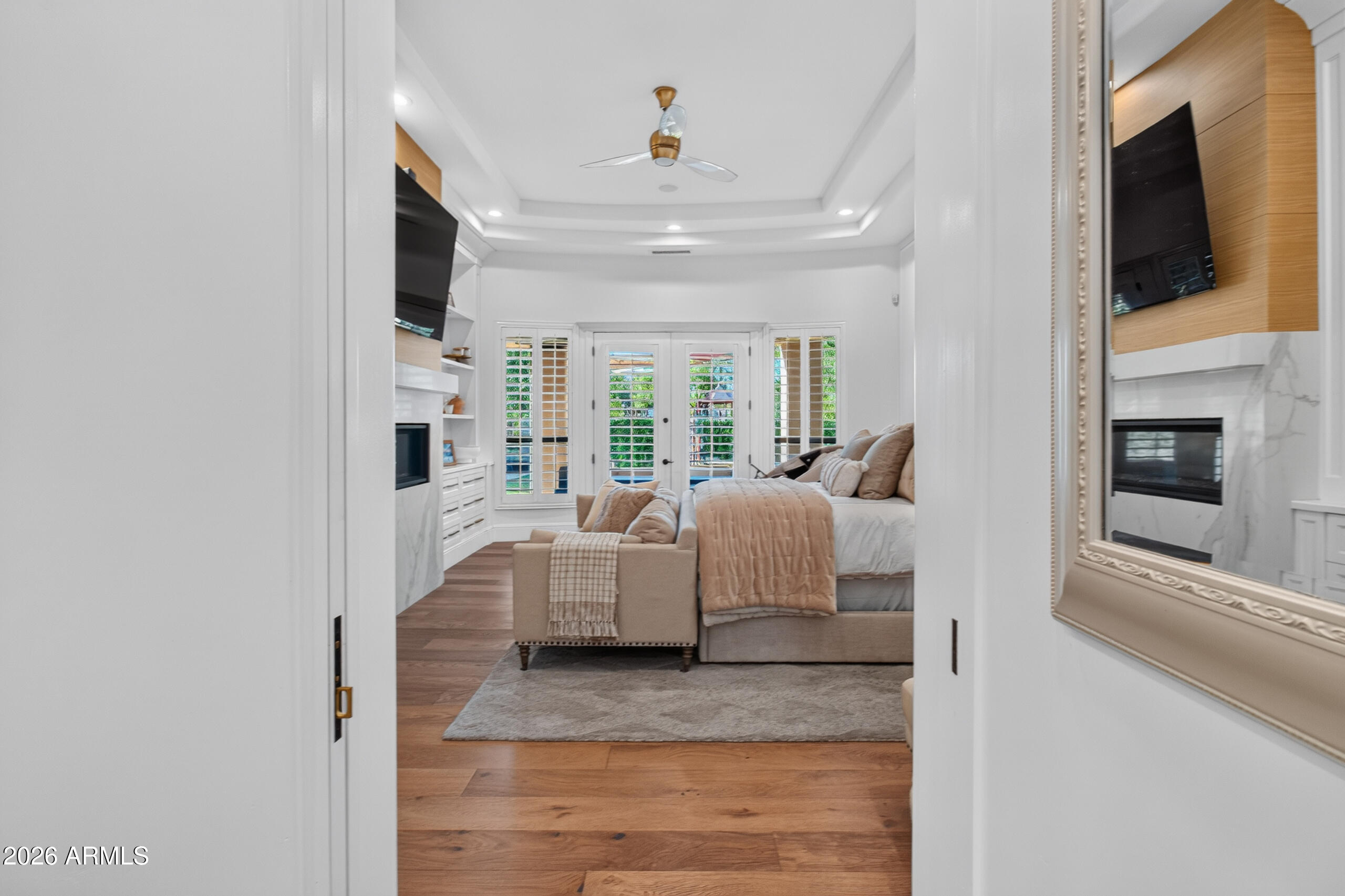 WHITEWING AT HIGLEY - Residential