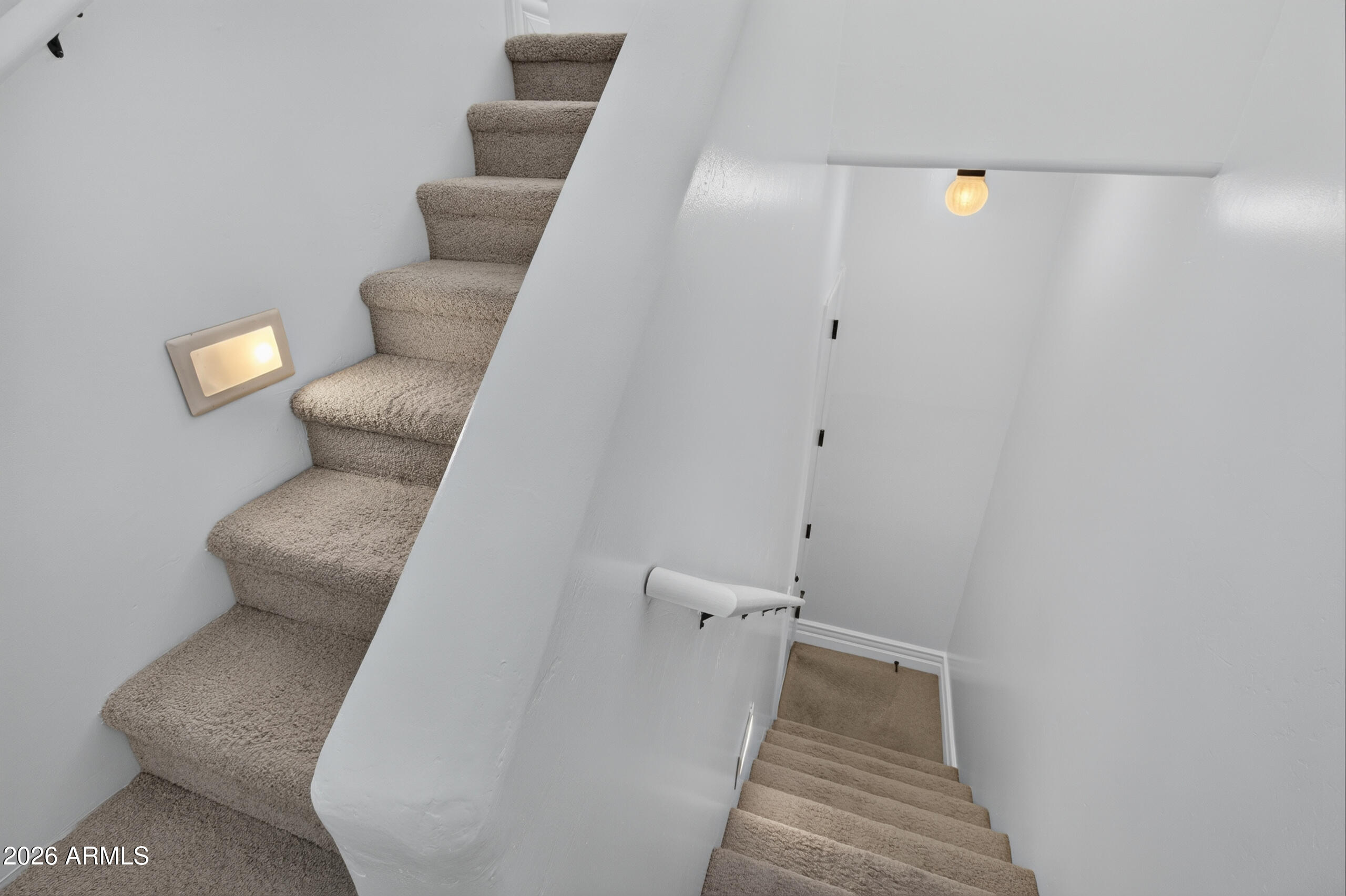 WHITEWING AT HIGLEY - Residential