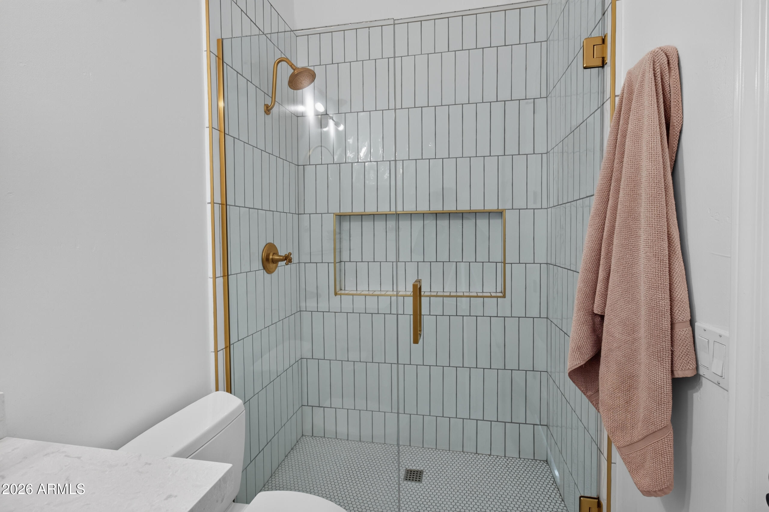 WHITEWING AT HIGLEY - Residential