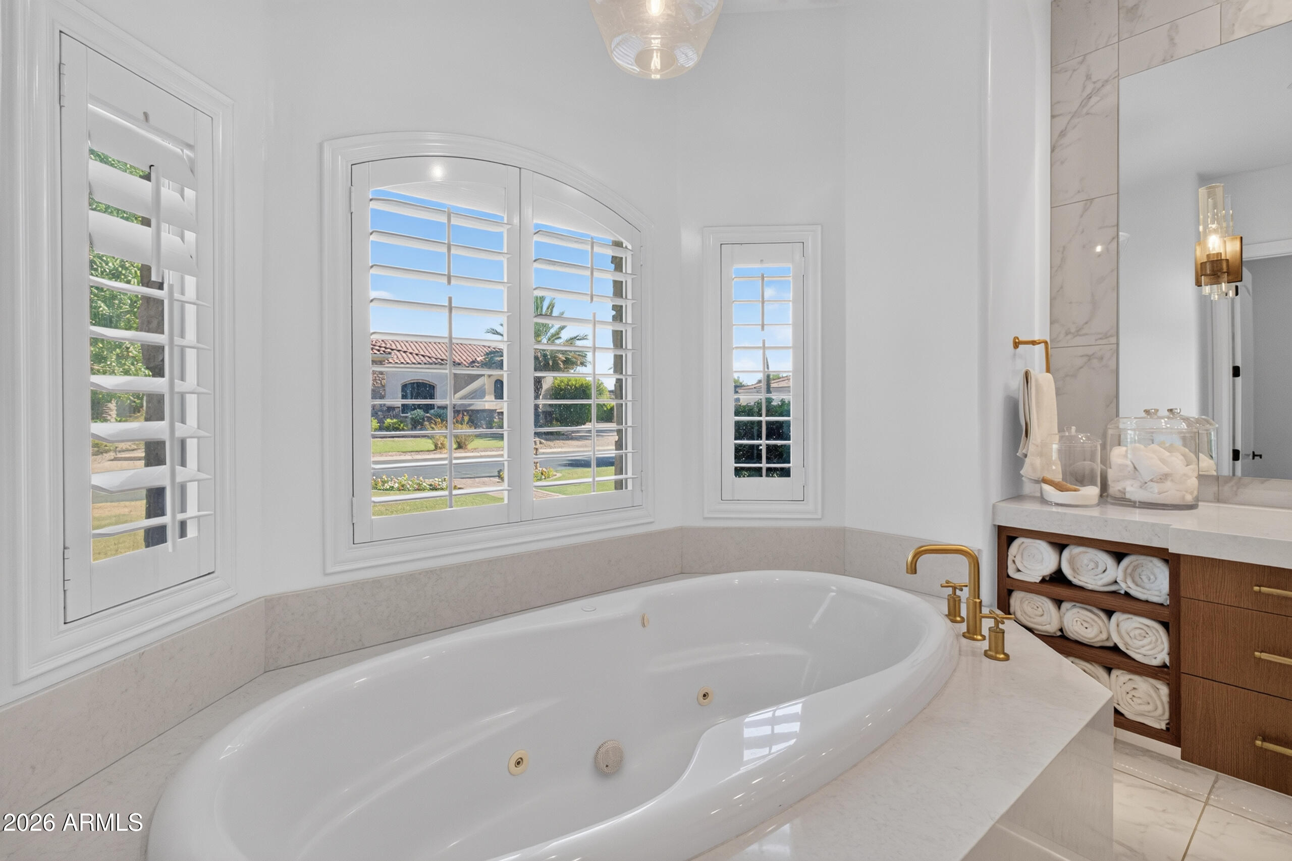 WHITEWING AT HIGLEY - Residential