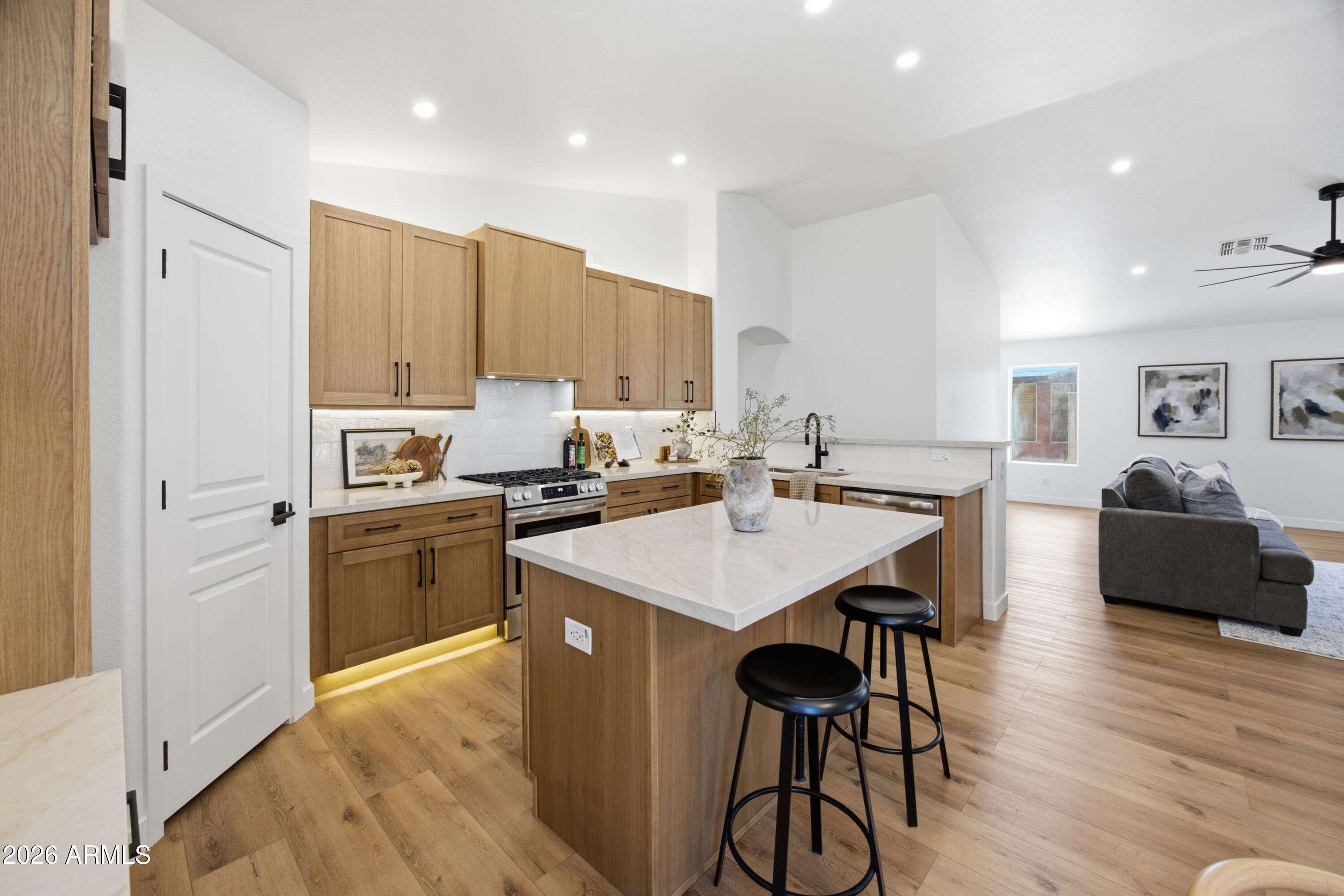 SPRINGFIELD LAKES BLOCK 1B - Residential