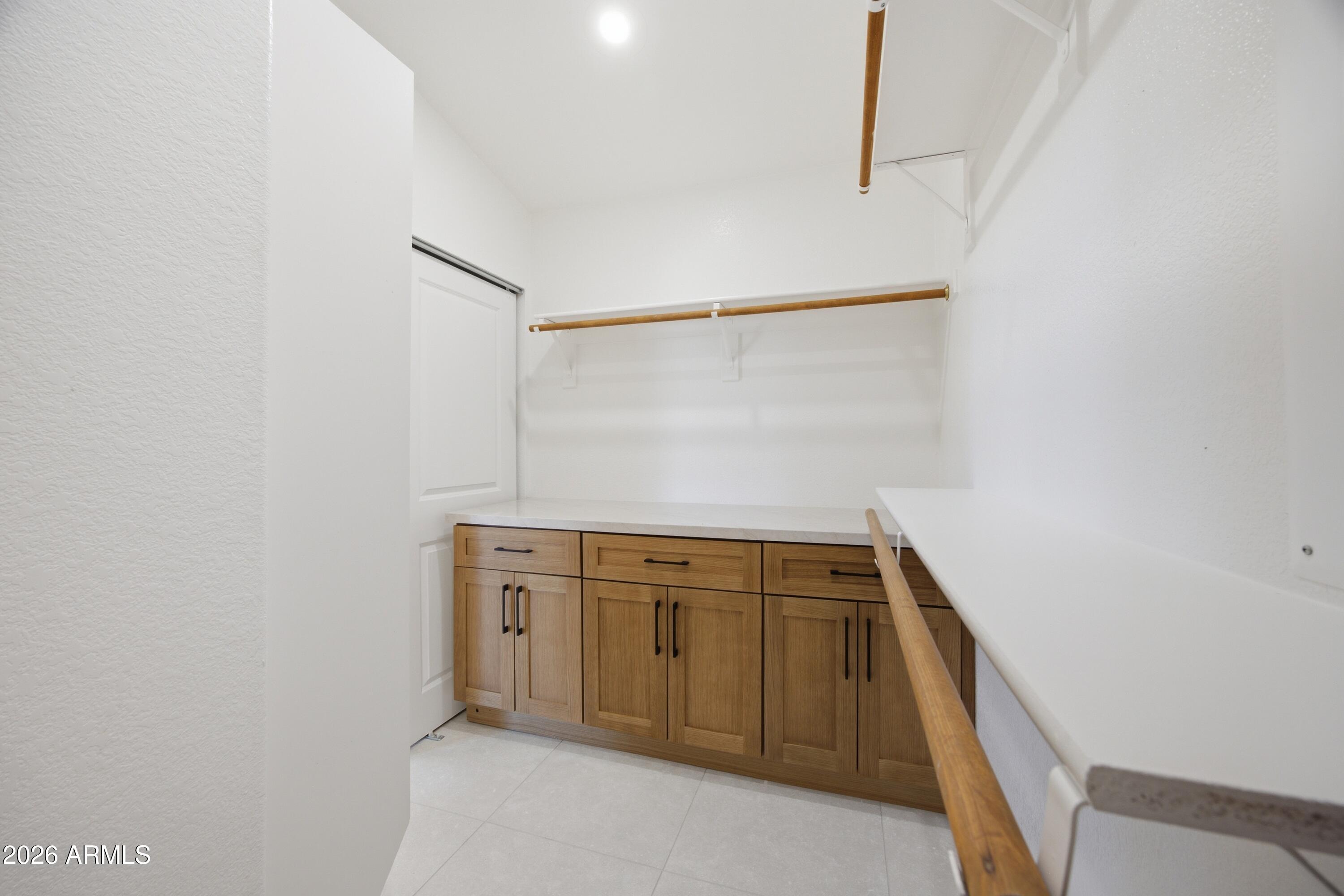 SPRINGFIELD LAKES BLOCK 1B - Residential