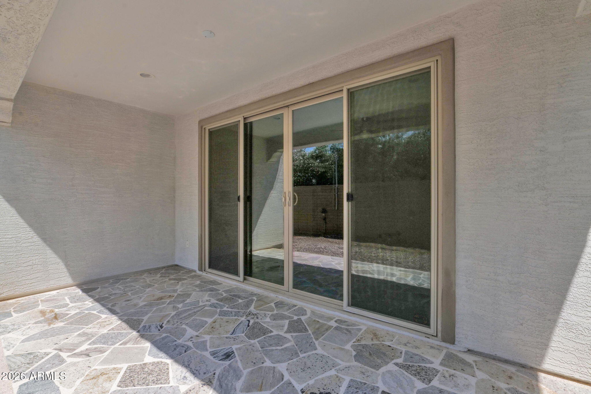 SOUTHERN ENCLAVE - Residential