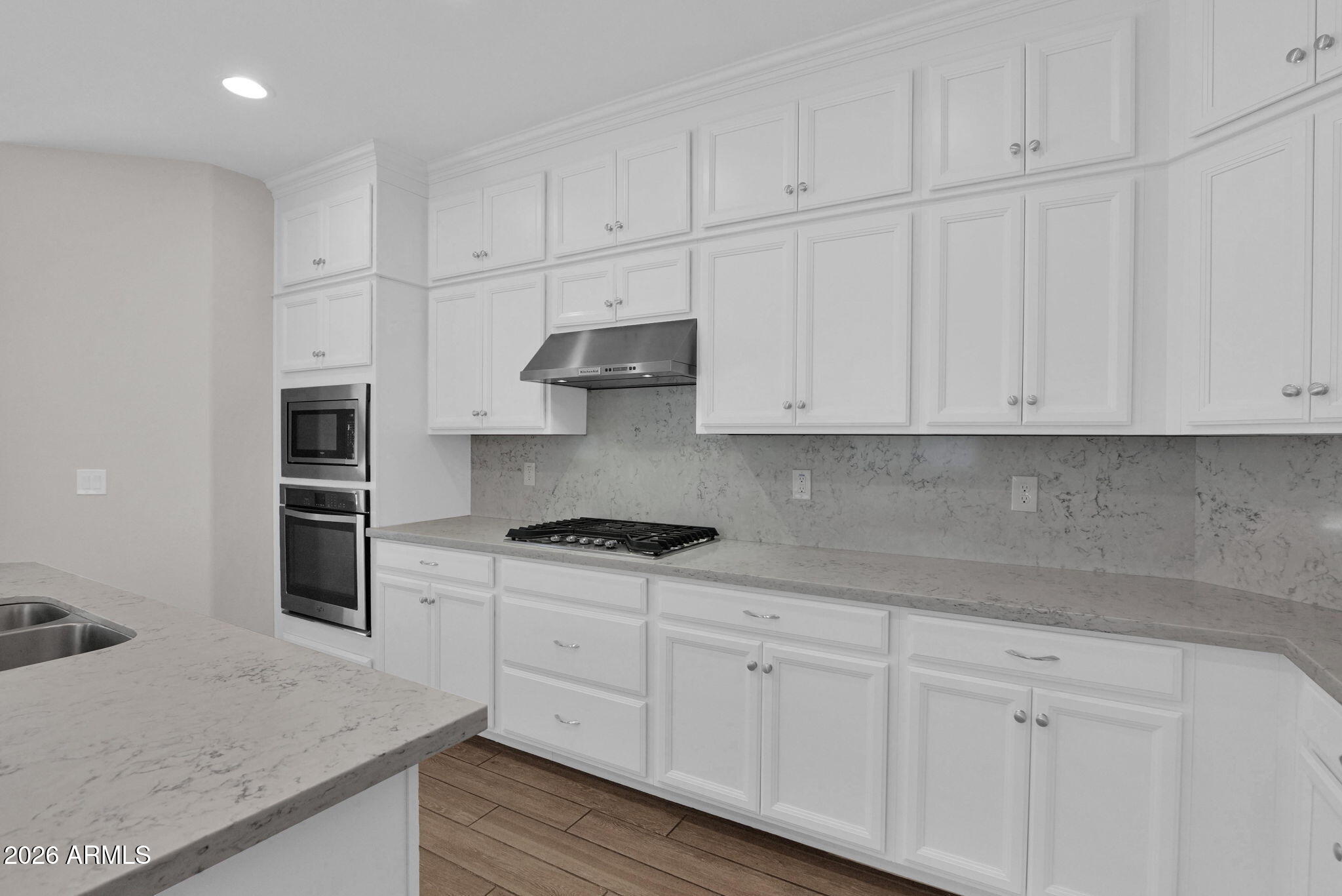 SOUTHERN ENCLAVE - Residential