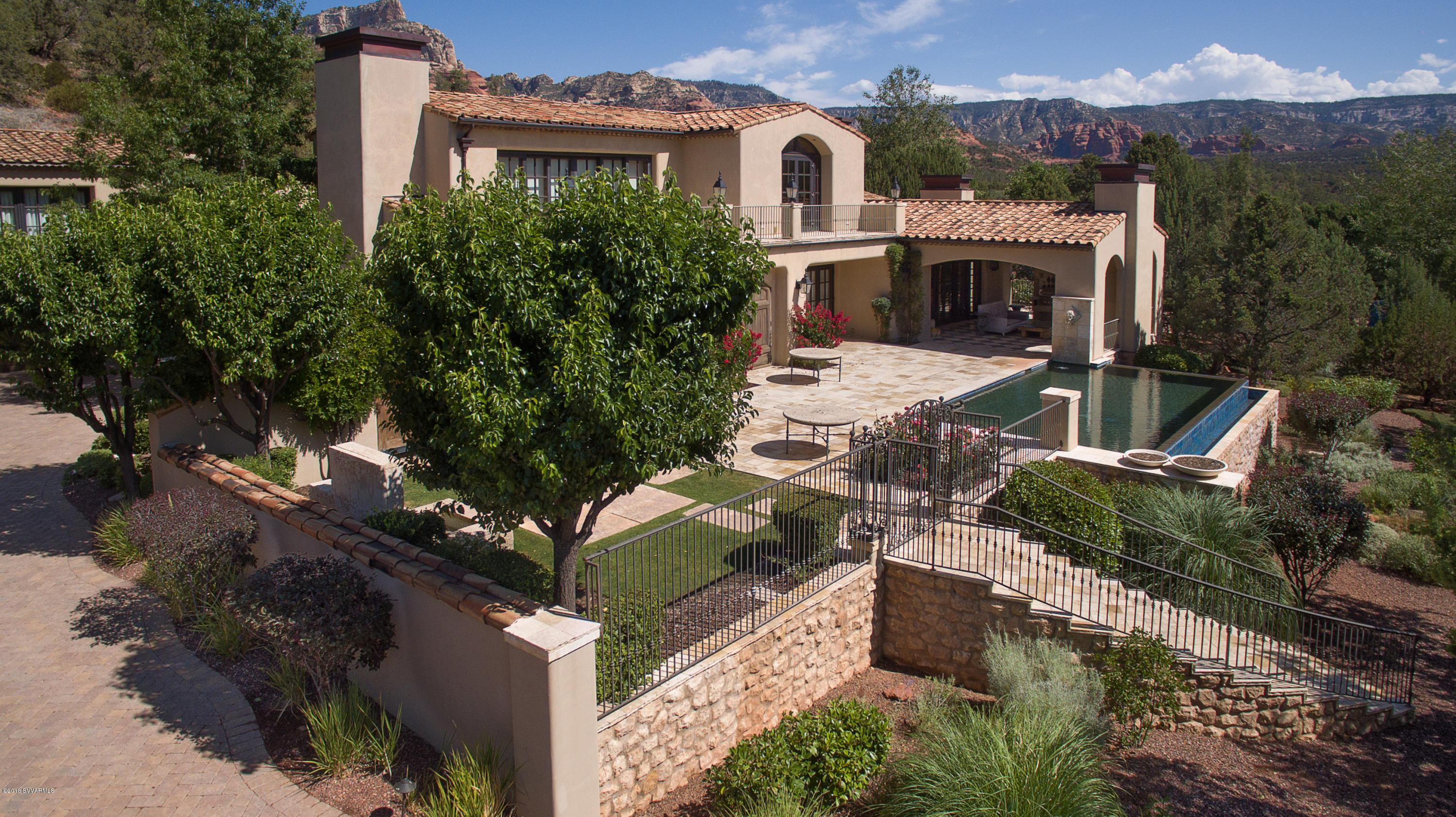 Seven Canyons - Residential