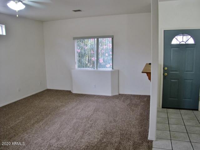 LONDON SQUARE UNIT 2 - Residential
