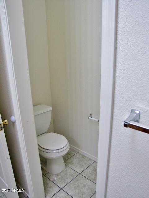 LONDON SQUARE UNIT 2 - Residential