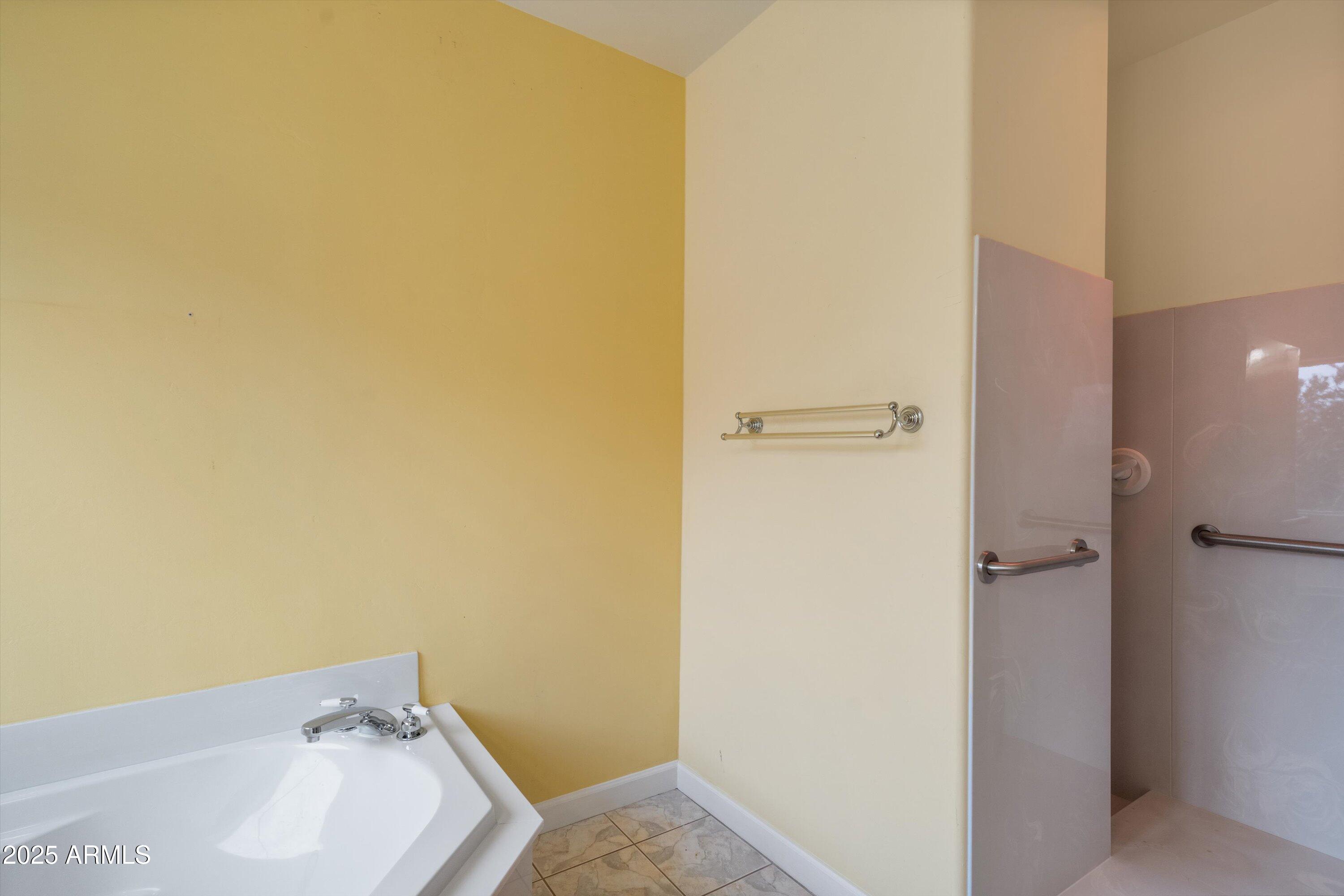 SURVEY N1/2 SECTION 13 T1N R10W - Residential