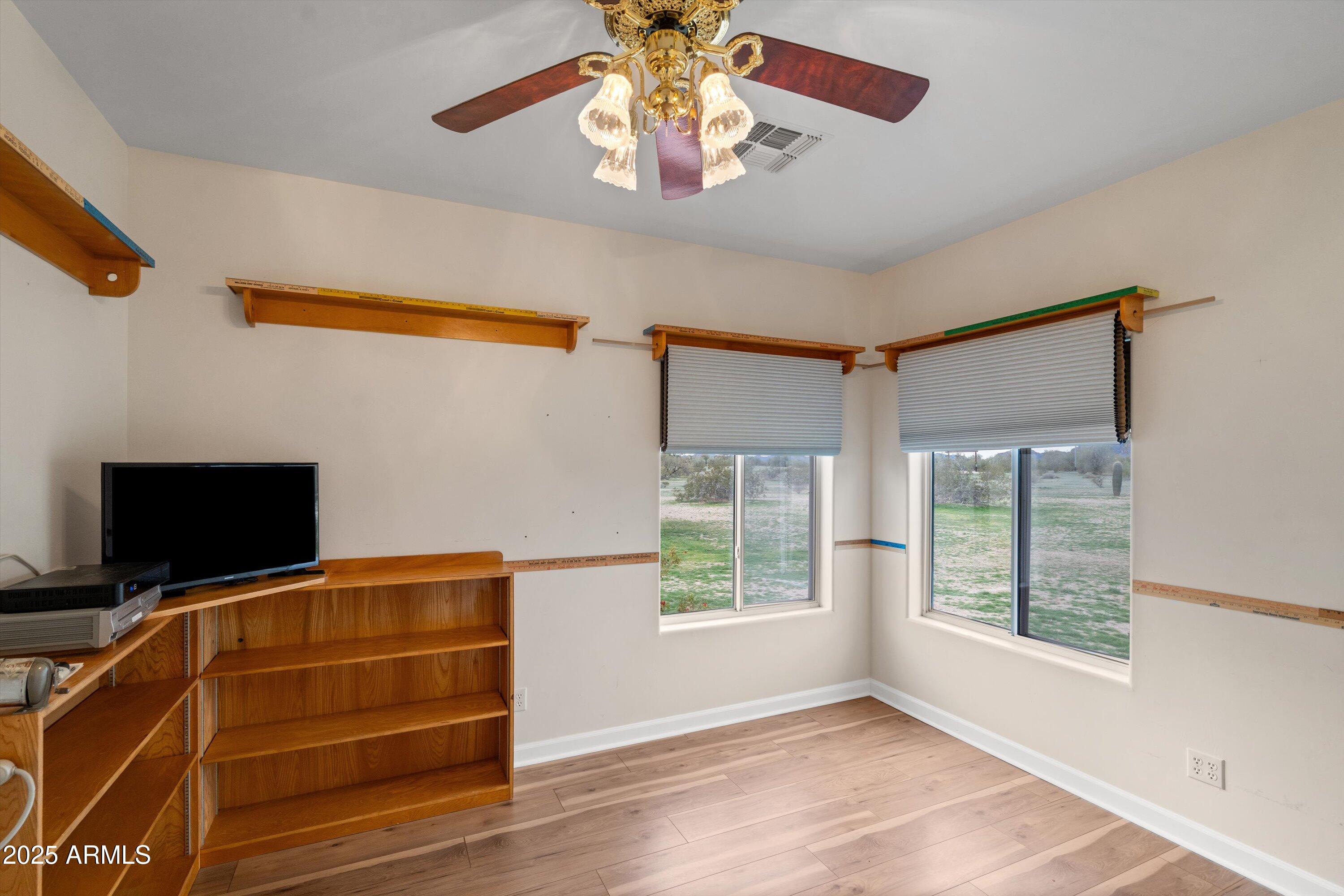 SURVEY N1/2 SECTION 13 T1N R10W - Residential
