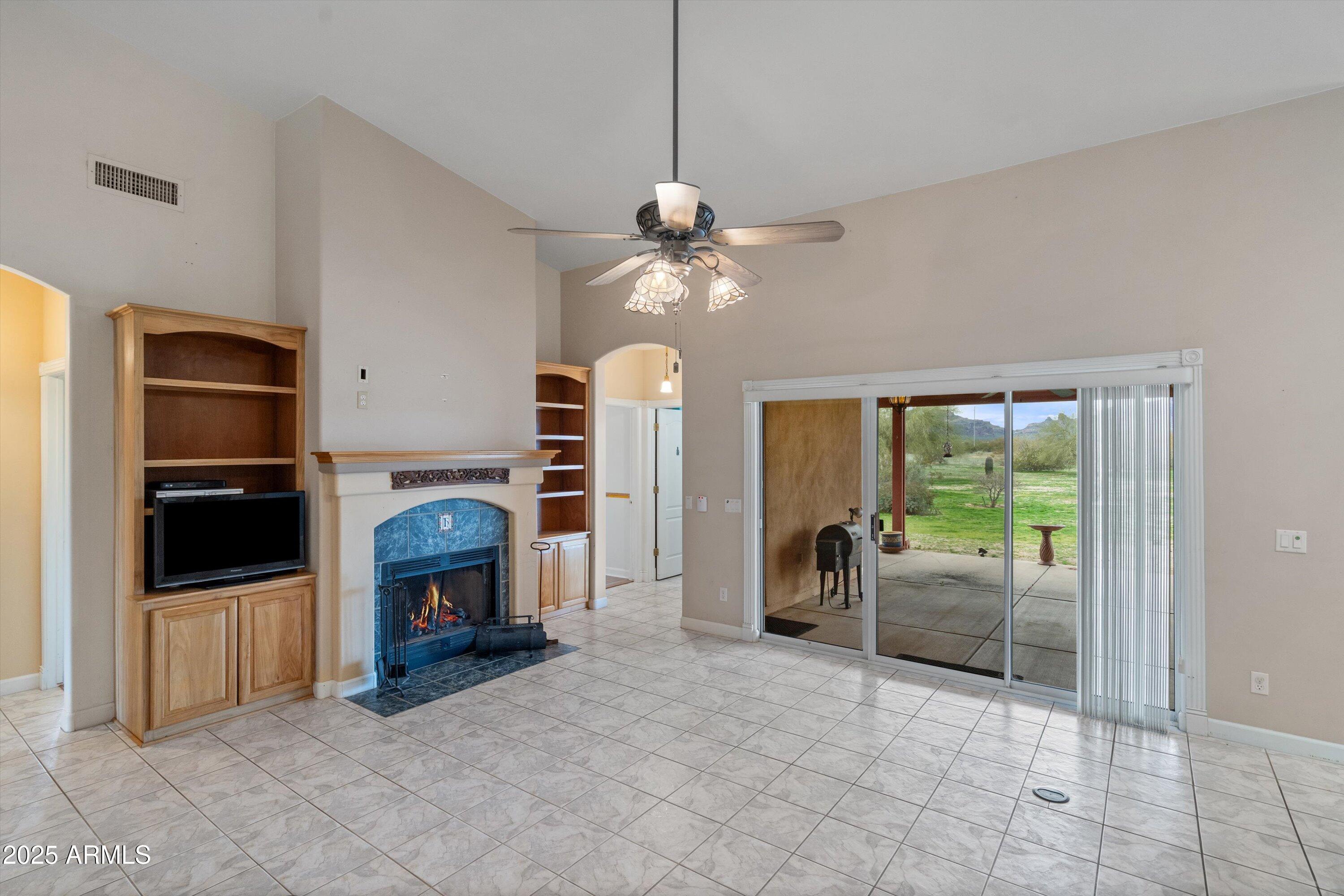 SURVEY N1/2 SECTION 13 T1N R10W - Residential