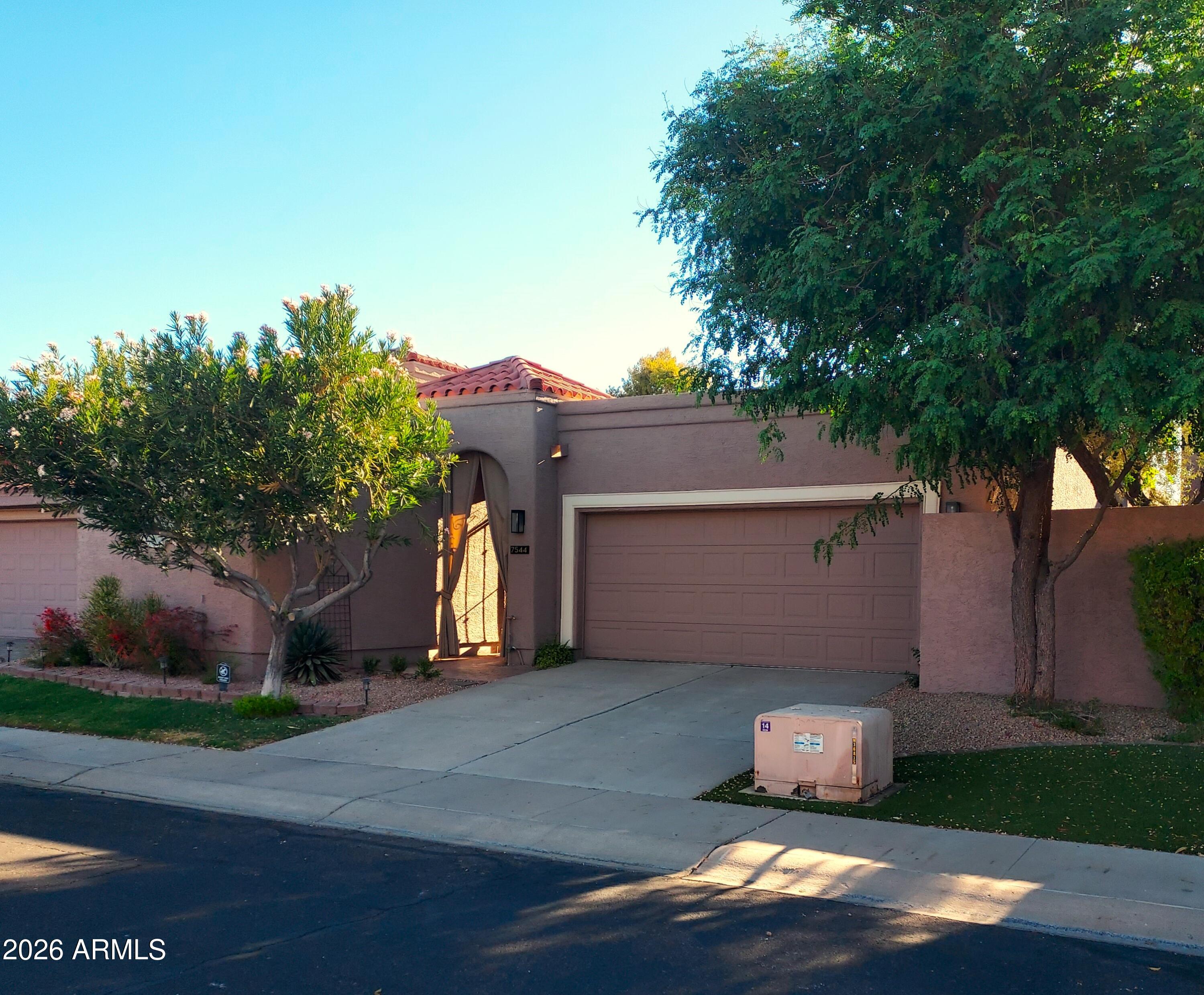 LA MARIPOSA VILLAS 3 in McCormick Ranch - Residential Lease