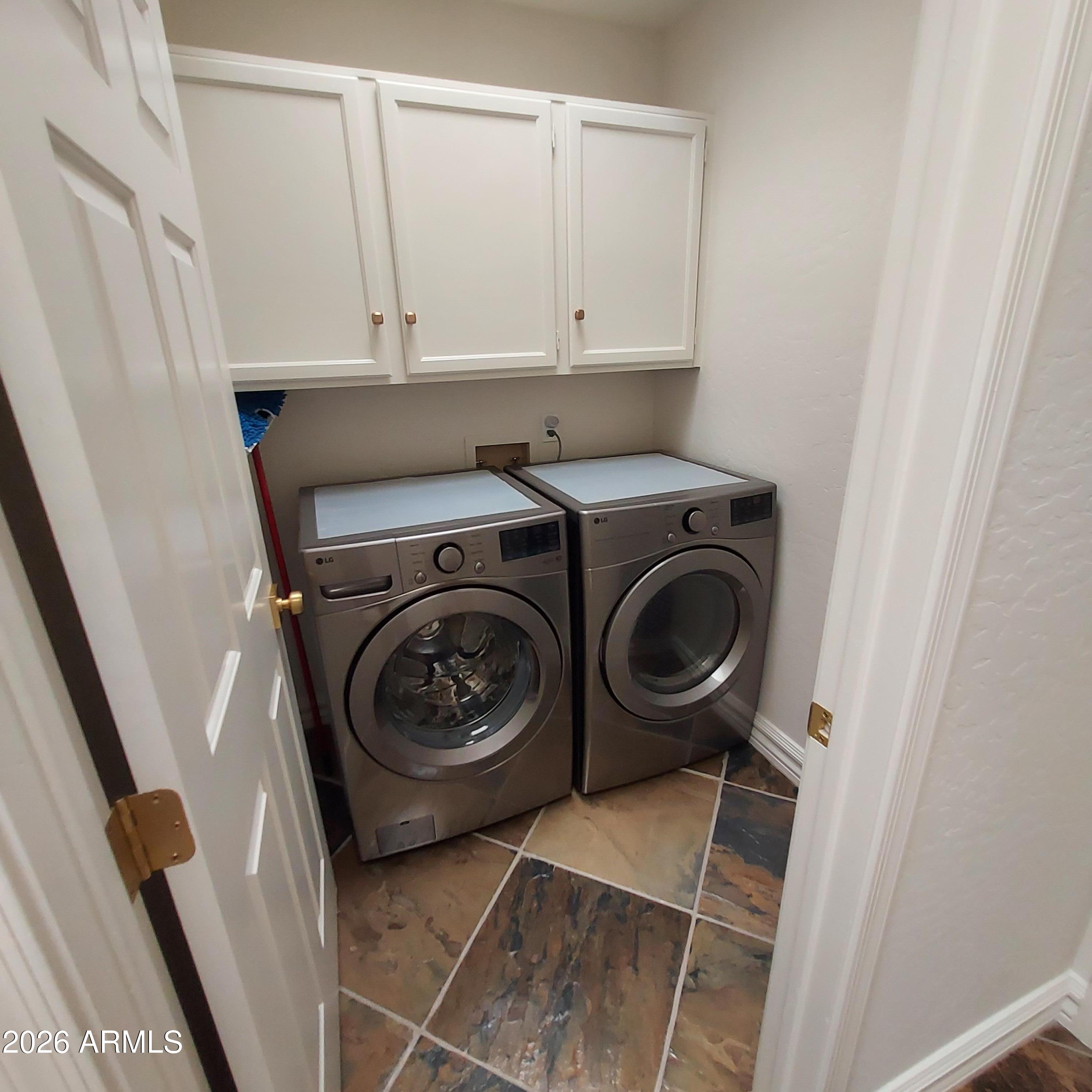 LA MARIPOSA VILLAS 3 in McCormick Ranch - Residential Lease