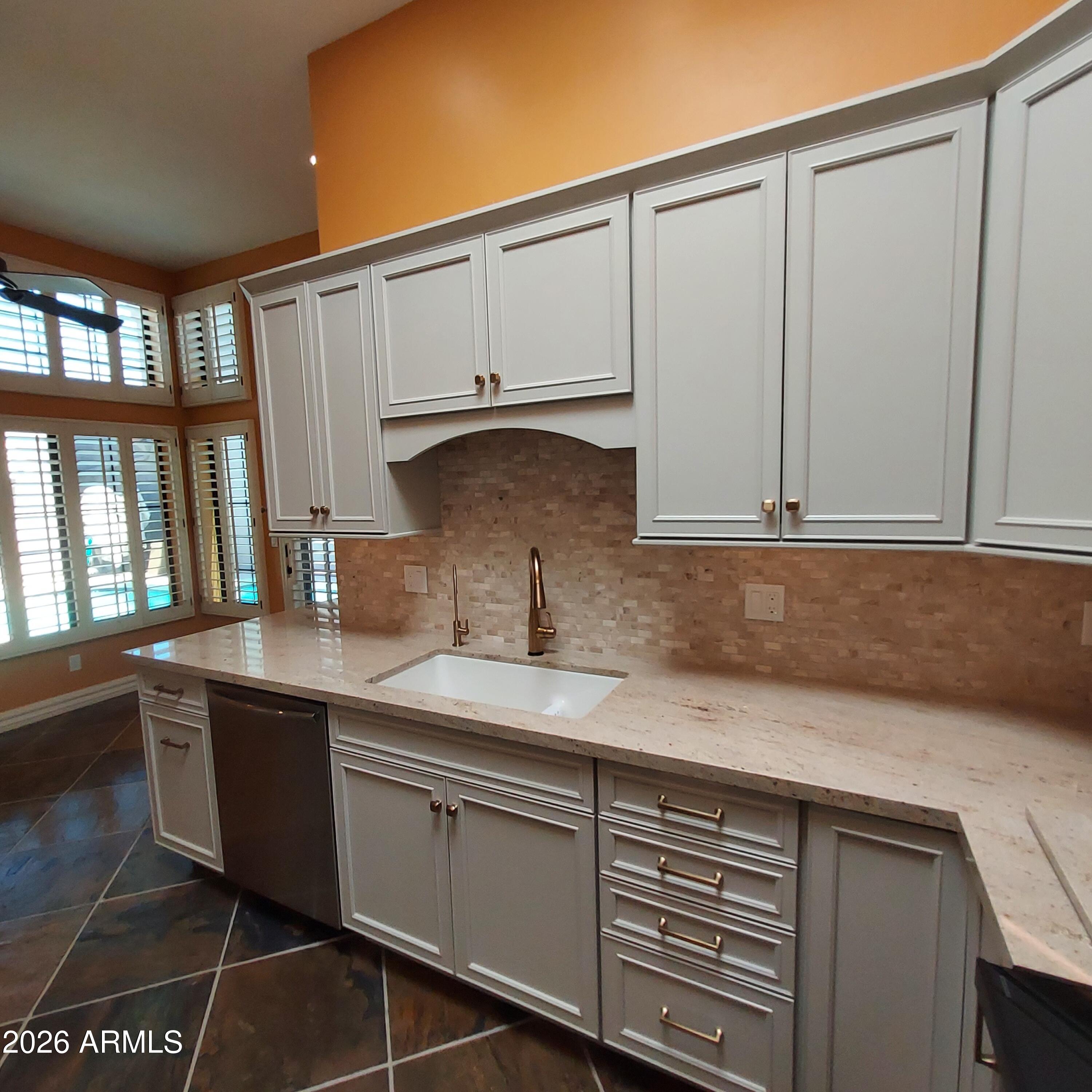 LA MARIPOSA VILLAS 3 in McCormick Ranch - Residential Lease