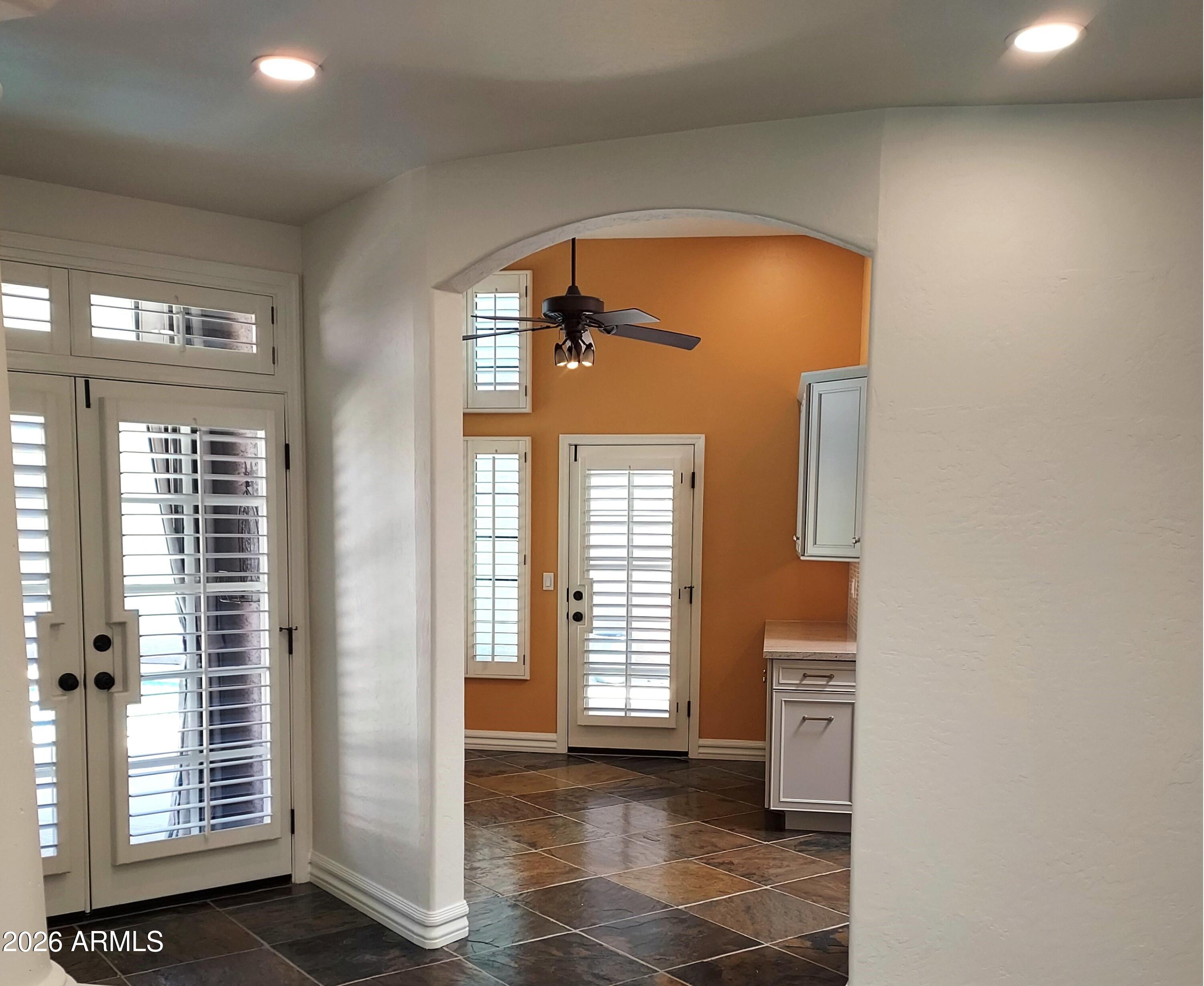LA MARIPOSA VILLAS 3 in McCormick Ranch - Residential Lease