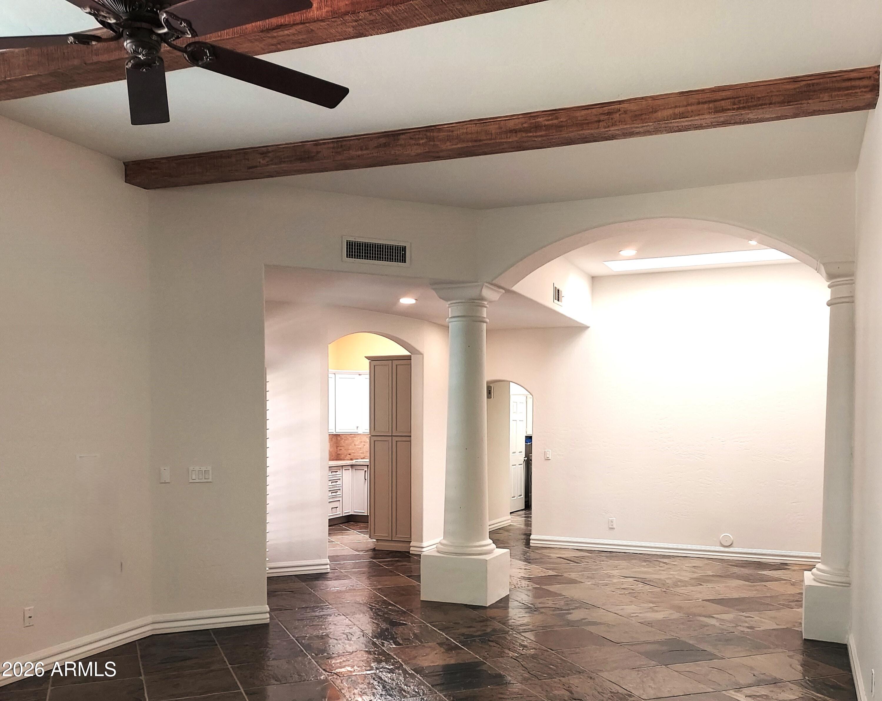 LA MARIPOSA VILLAS 3 in McCormick Ranch - Residential Lease