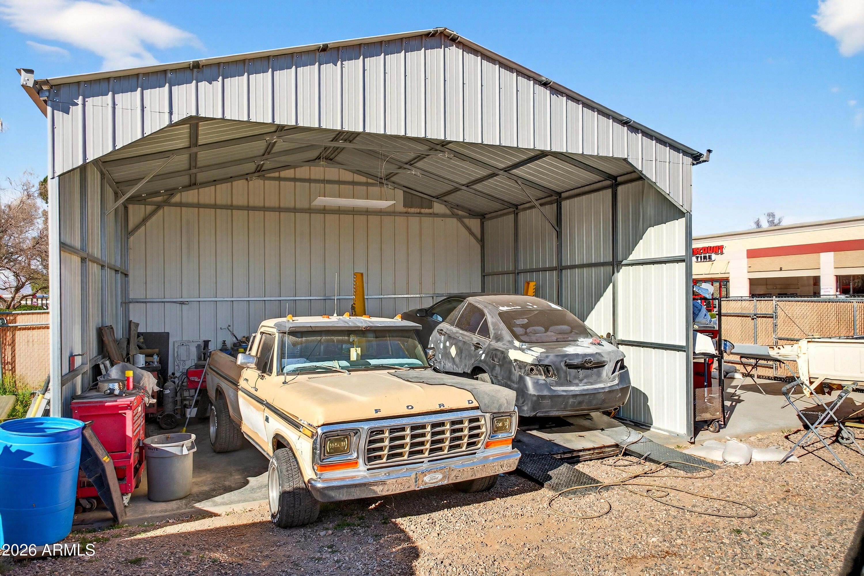 VERDE PALISADES - Commercial Sale
