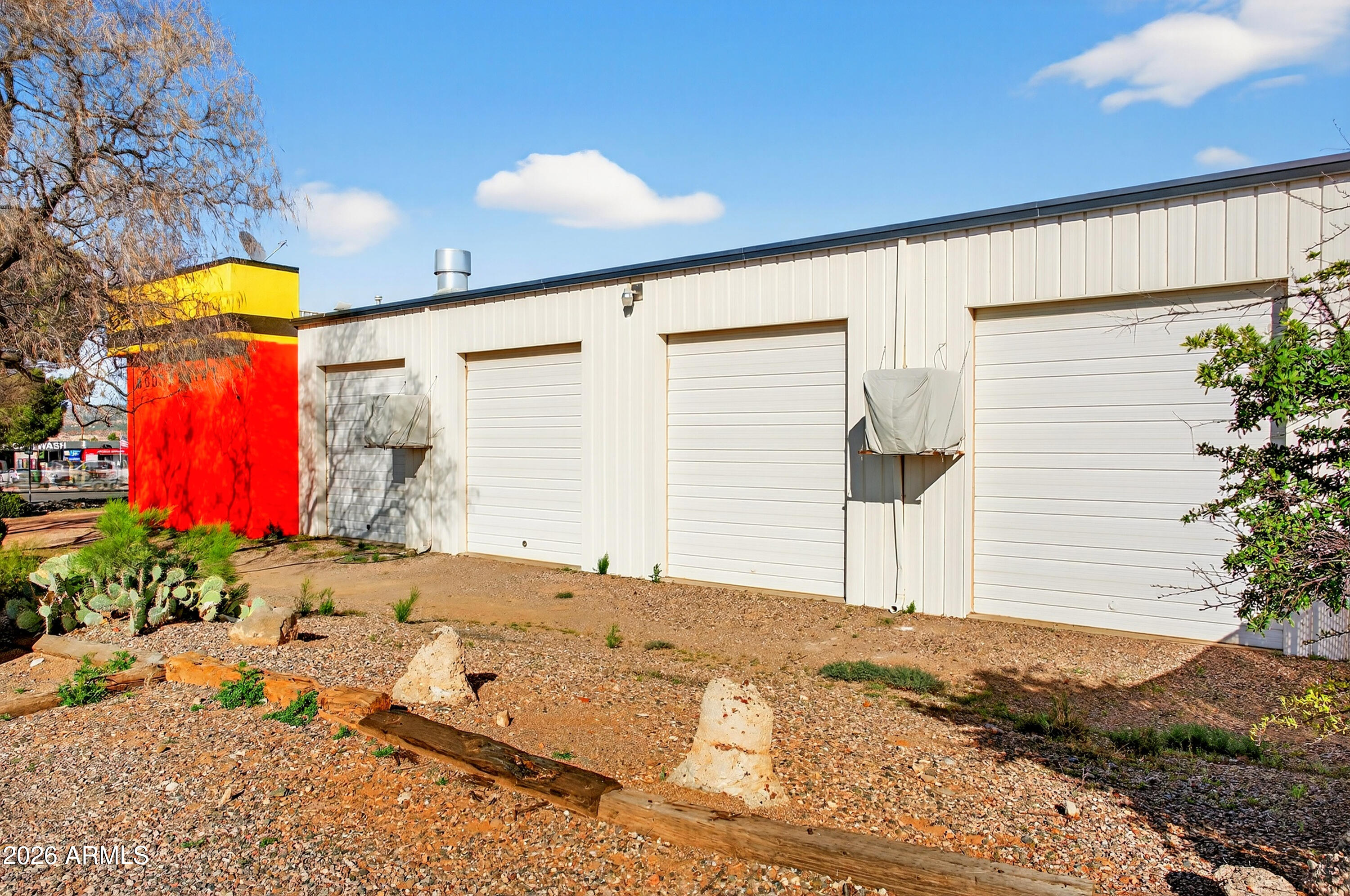 VERDE PALISADES - Commercial Sale