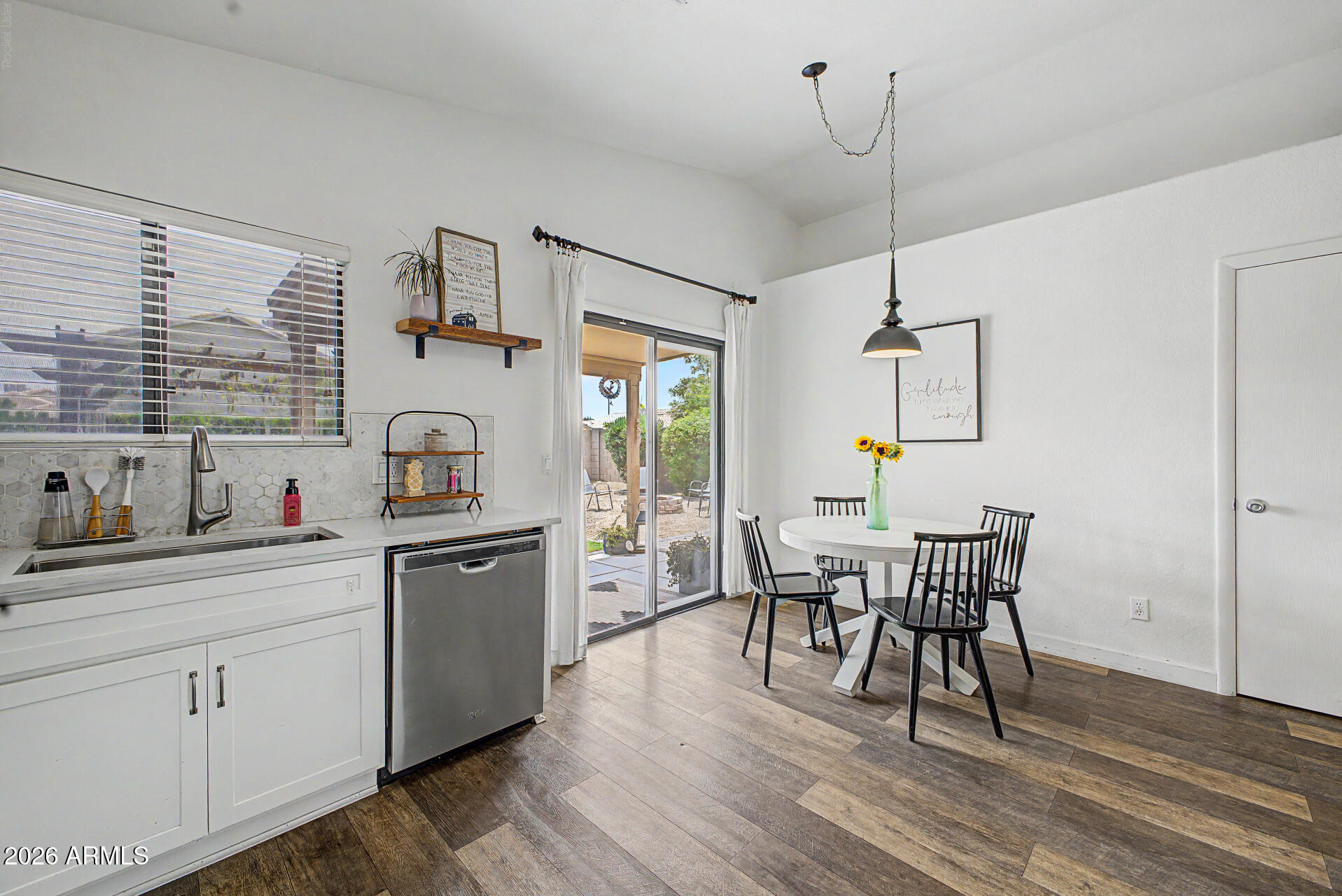 MOUNTAINGATE UNIT 1 - Residential