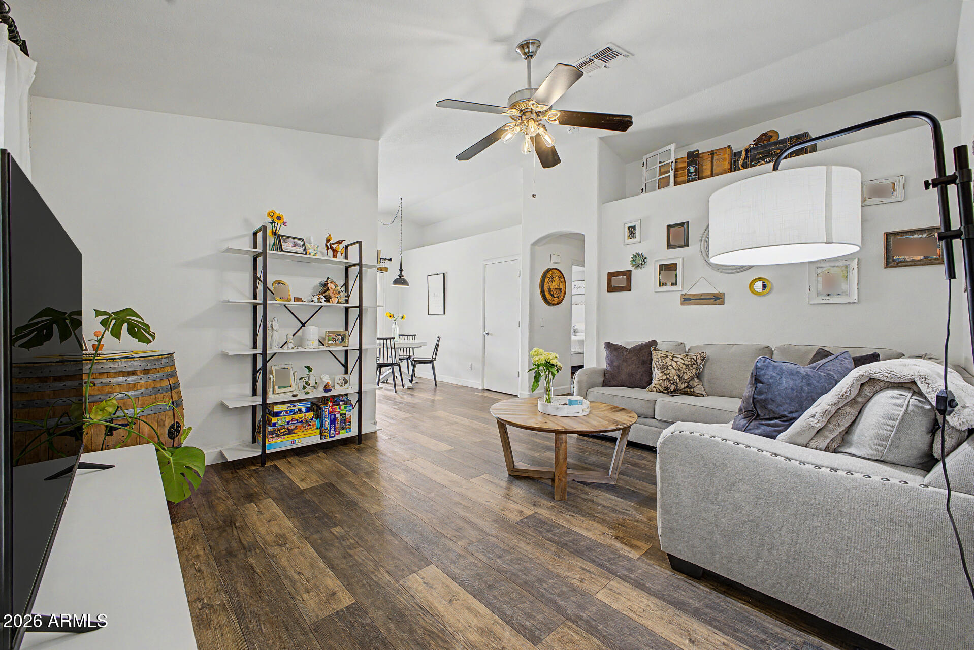 MOUNTAINGATE UNIT 1 - Residential