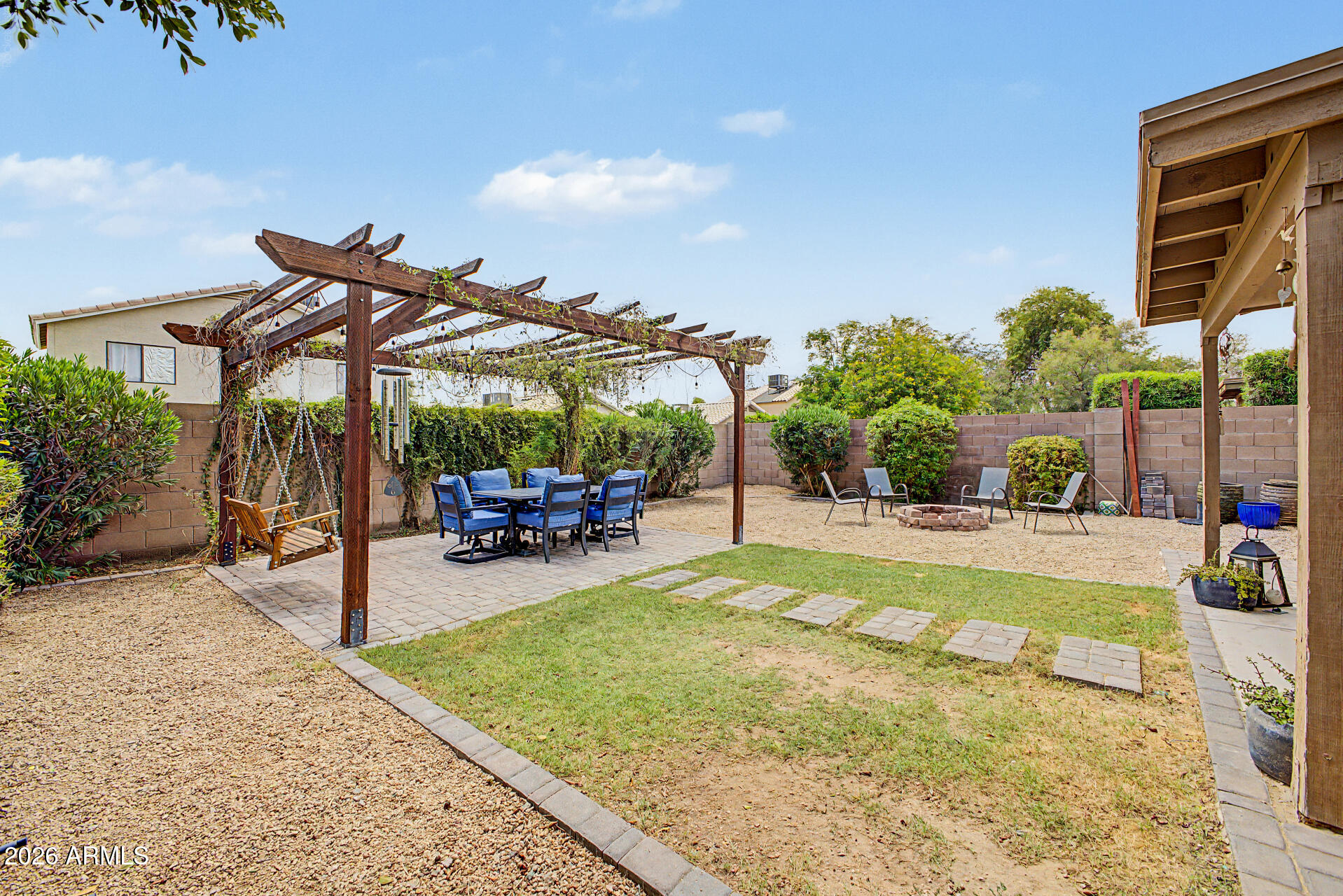 MOUNTAINGATE UNIT 1 - Residential