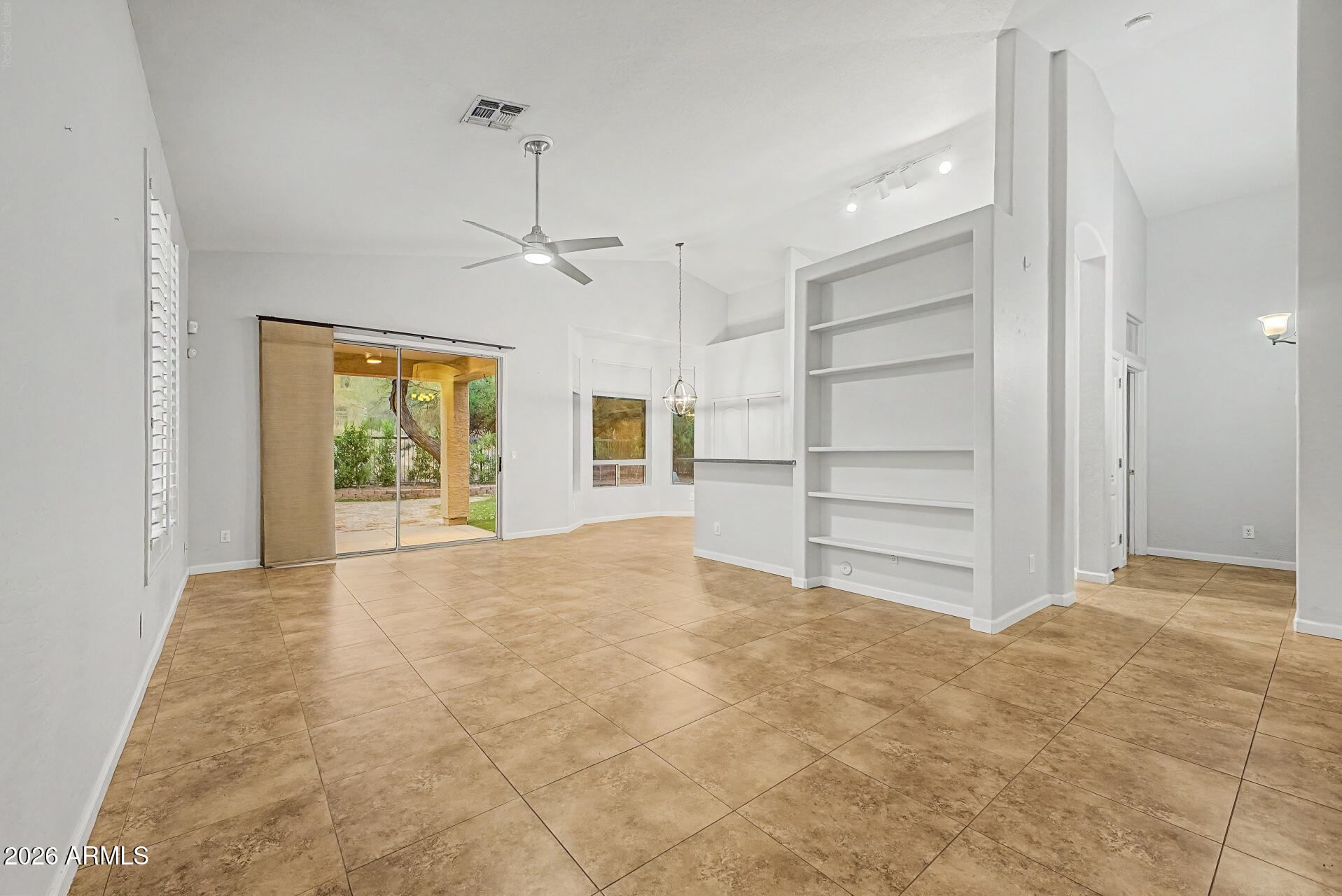 IRONWOOD PASS UNIT 2 AT LAS SENDAS - Residential