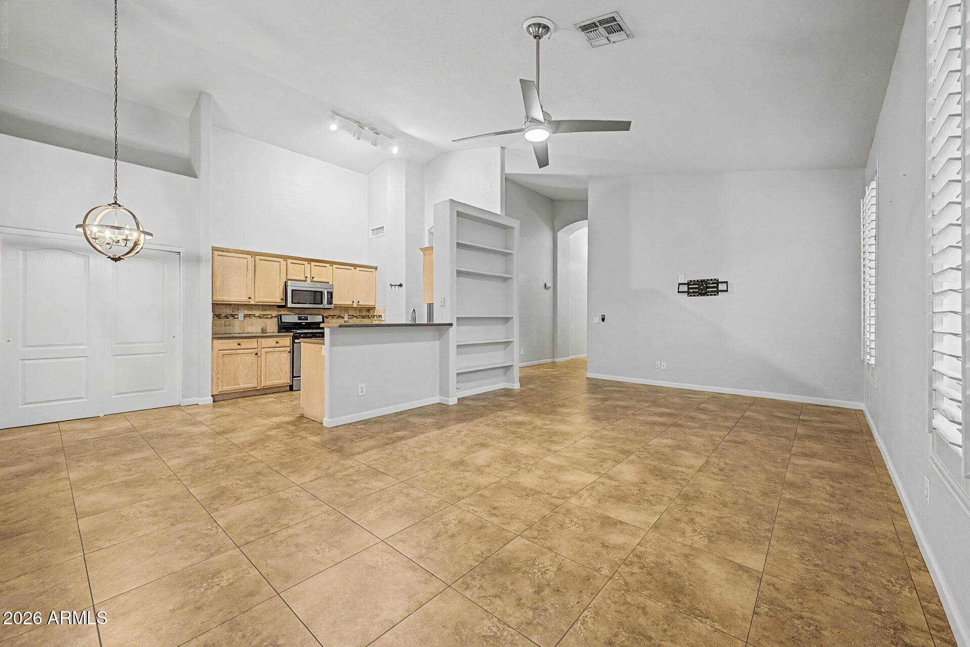 IRONWOOD PASS UNIT 2 AT LAS SENDAS - Residential